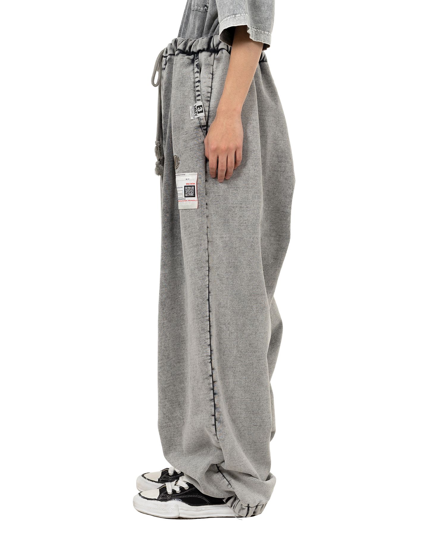 Amateur Sewn Like Sweat Pants