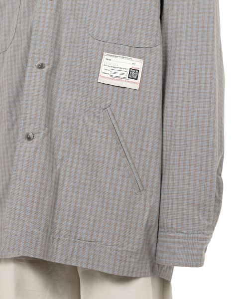 Extended Placket Hood Shirt