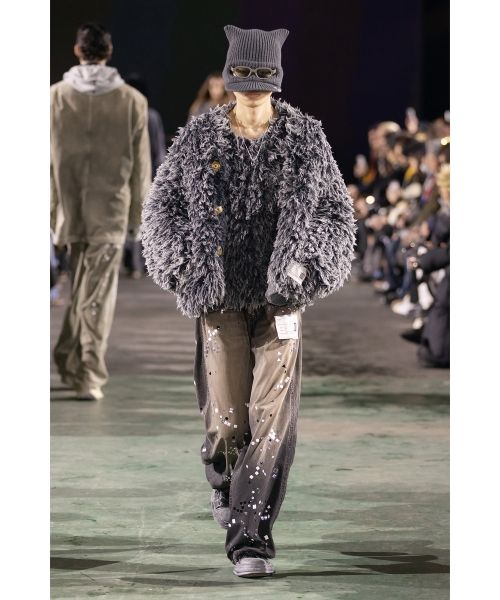 Bleached Shaggy Knit Sweater