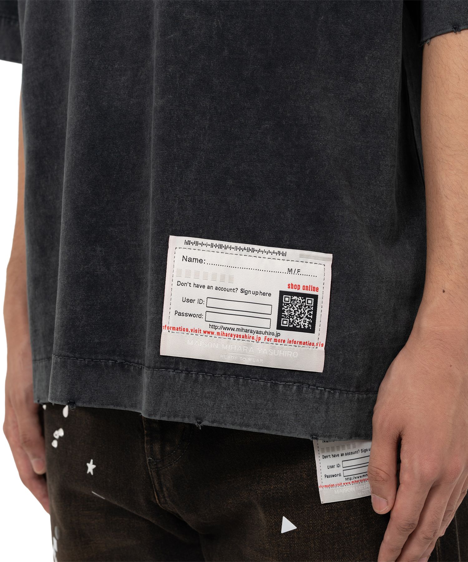 Amateur Sewn Like T-shirt