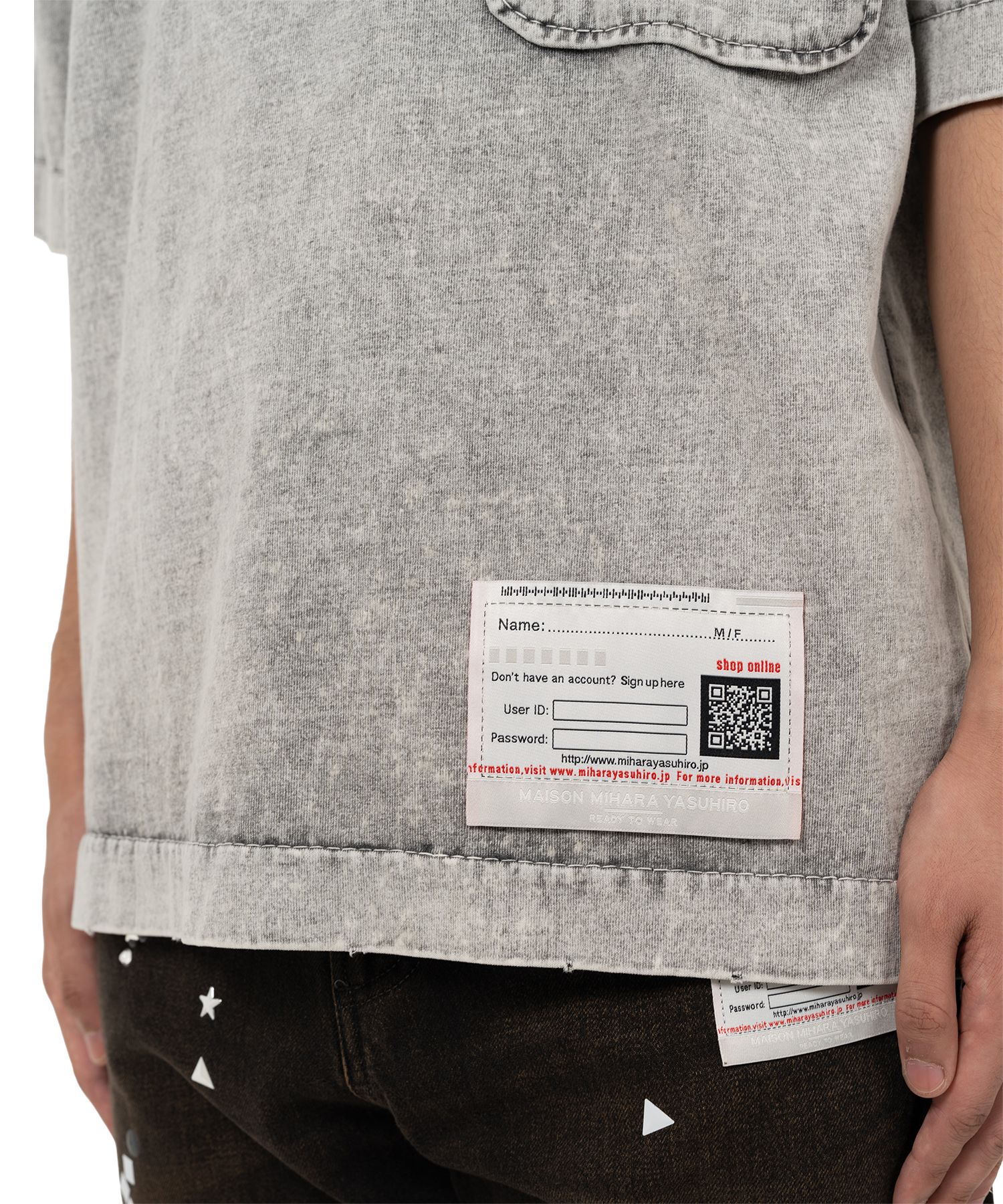 Amateur Sewn Like T-shirt