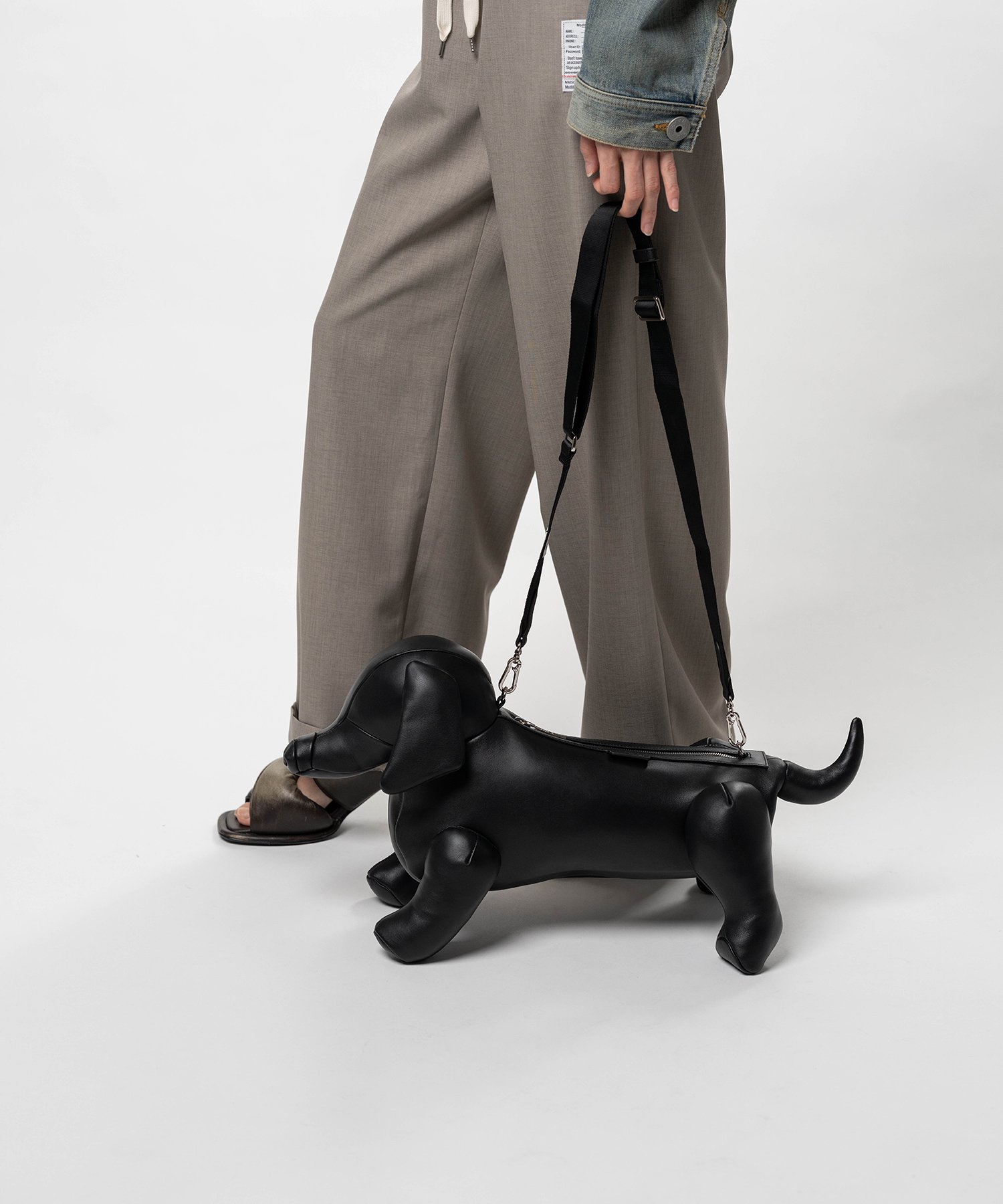 "DOLLS"  Dachshund Shoulder Bag