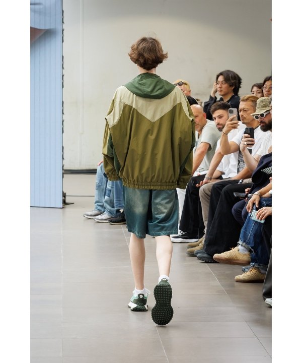 Double Sleeve Big Zip Nylon Jacket