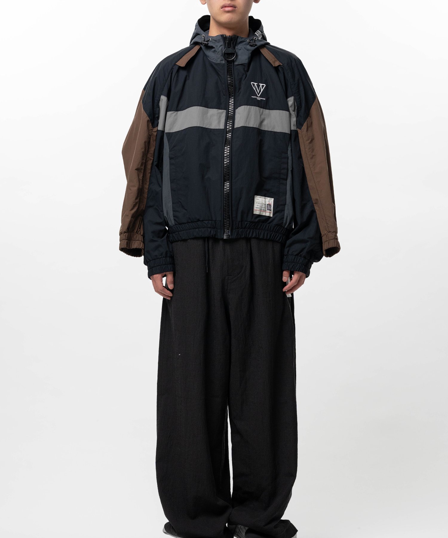 Double Sleeve Big Zip Nylon Jacket