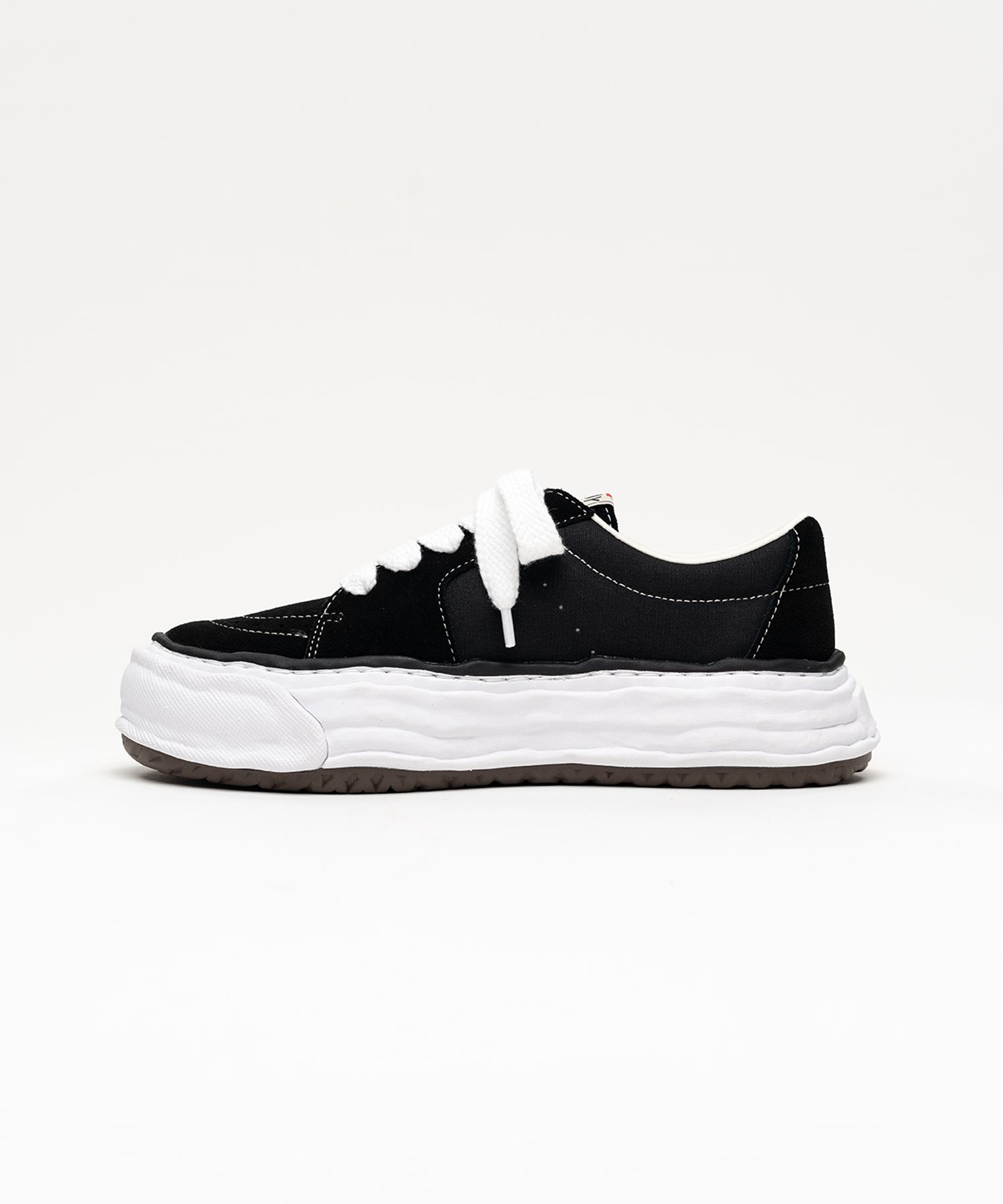 "ERIC" OG Sole Mix Material Low-top Sneaker