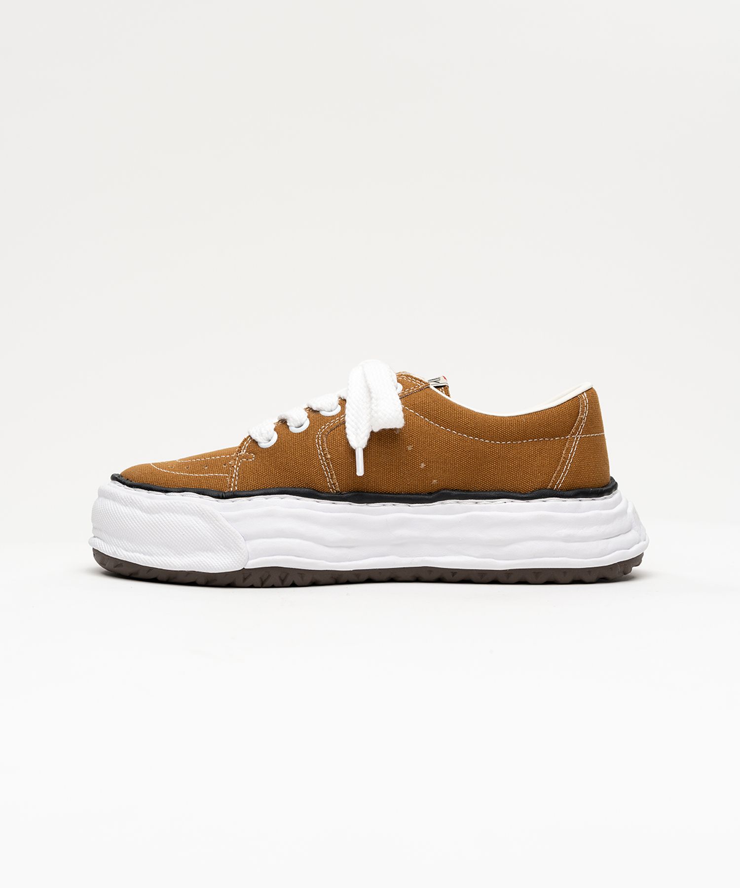 "ERIC" OG Sole Canvas Low-top Sneaker