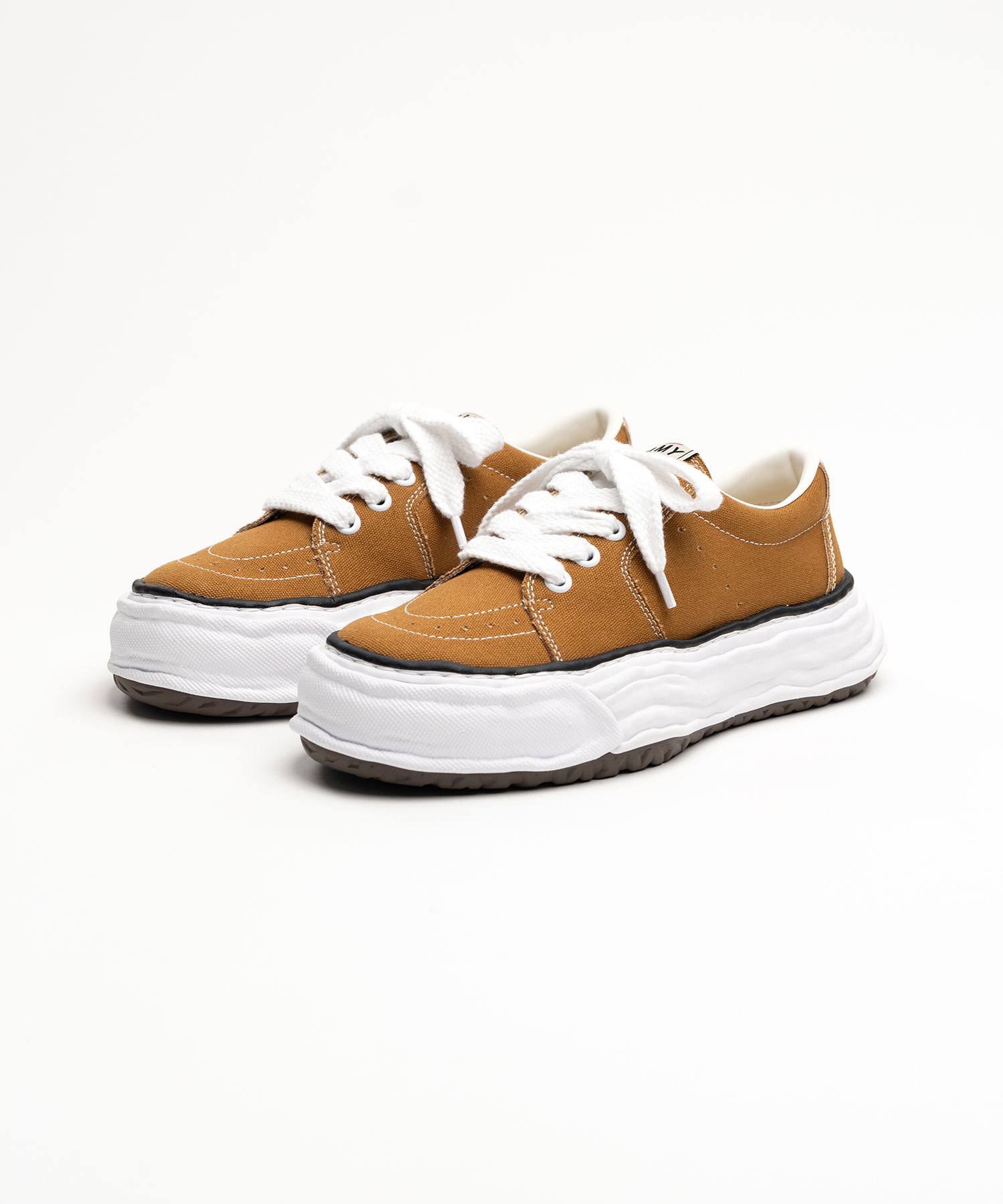 "ERIC" OG Sole Canvas Low-top Sneaker