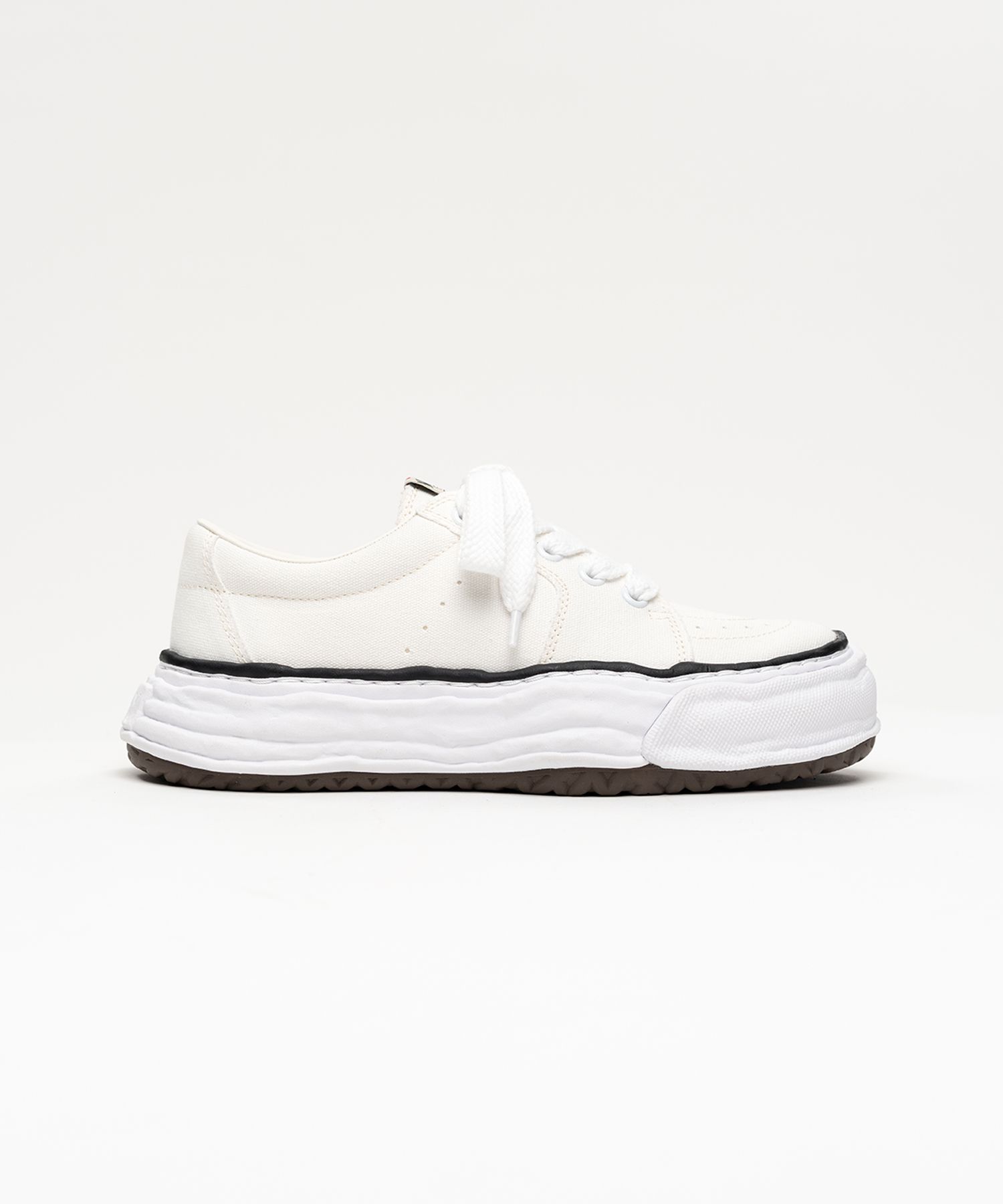 "ERIC" OG Sole Canvas Low-top Sneaker