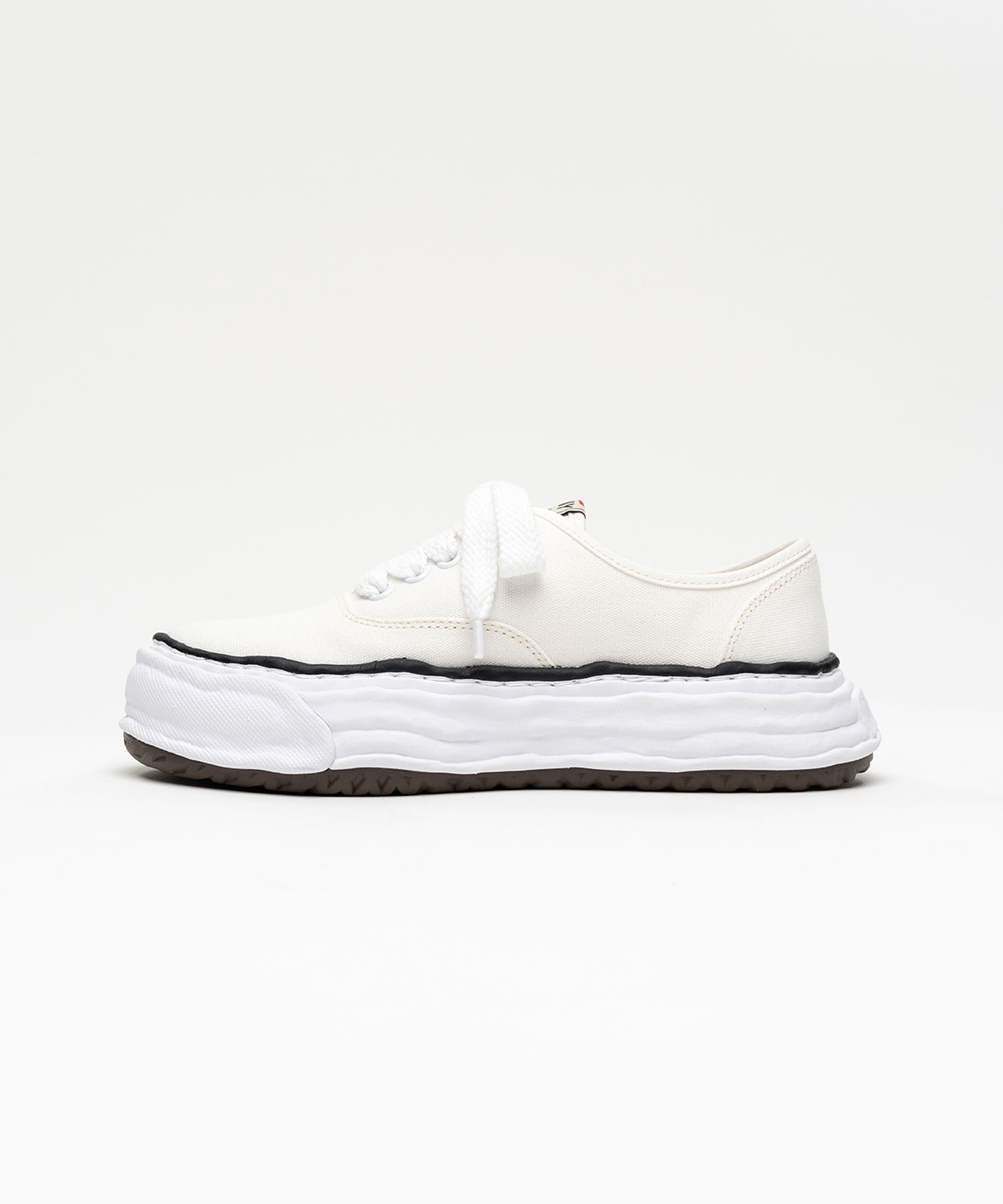 "BAKER 26" OG Sole Canvas Low-top Sneaker