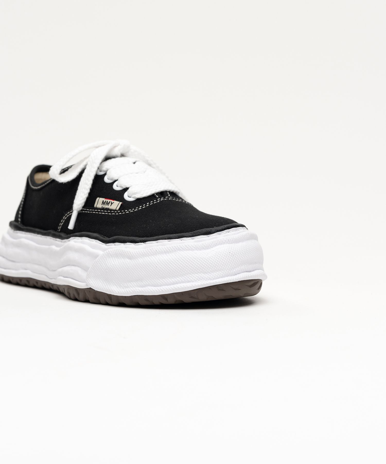 "BAKER 26" OG Sole Canvas Low-top Sneaker