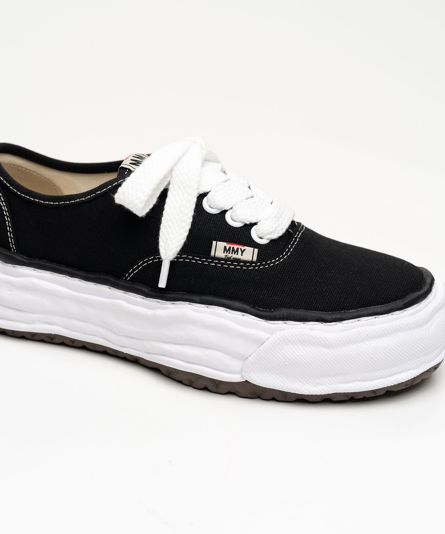 "BAKER 26" OG Sole Canvas Low-top Sneaker