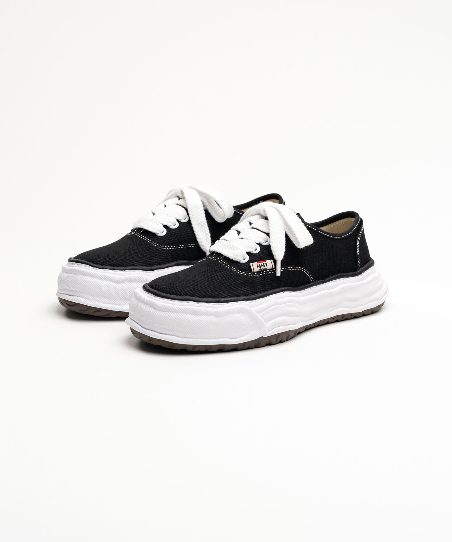 "BAKER 26" OG Sole Canvas Low-top Sneaker