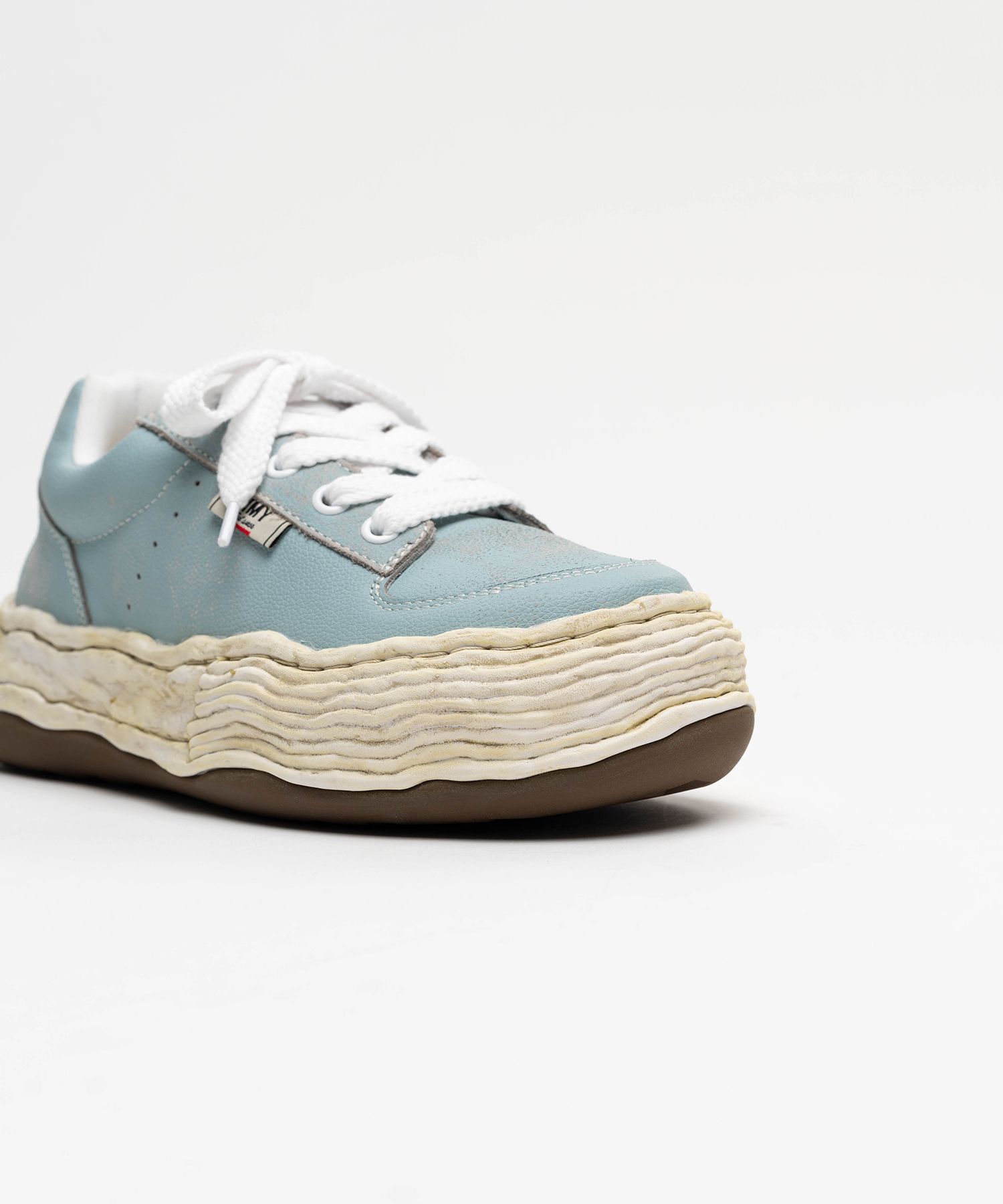 "OLIVER" OG Sole Shrink Leather Low-top Sneaker