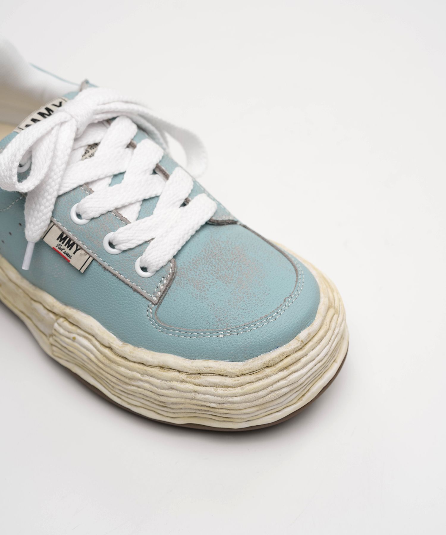 "OLIVER" OG Sole Shrink Leather Low-top Sneaker