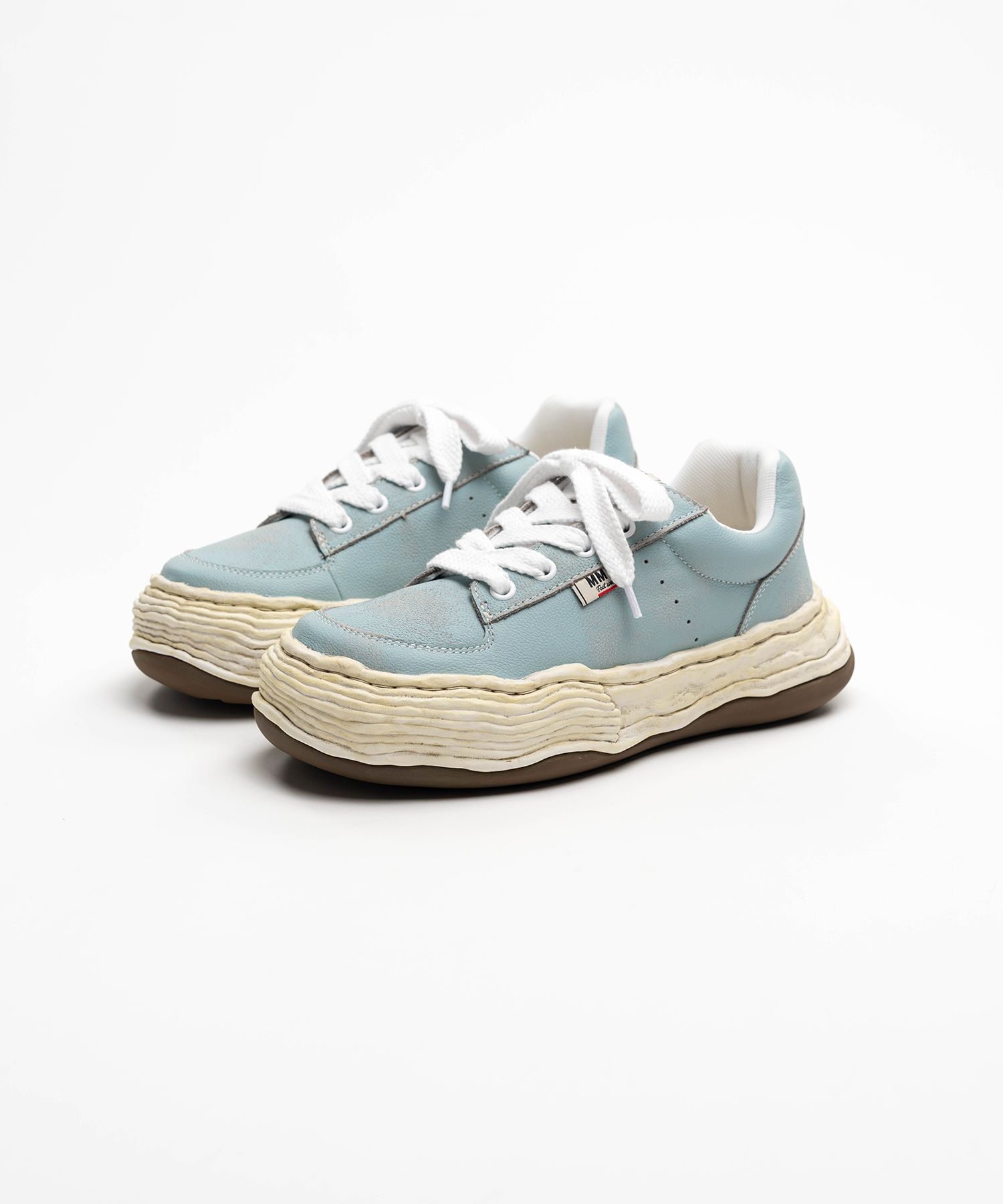 "OLIVER" OG Sole Shrink Leather Low-top Sneaker