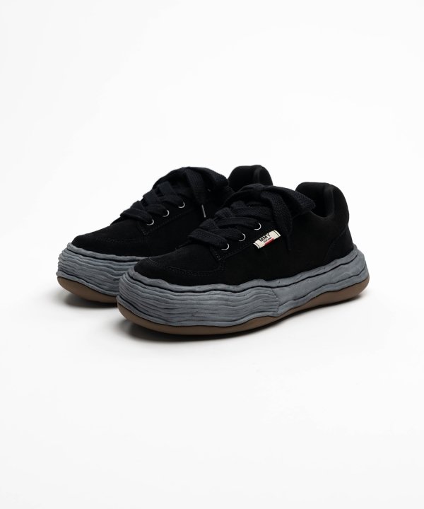 "OLIVER" OG Distressed Sole Suede Low-top Sneaker