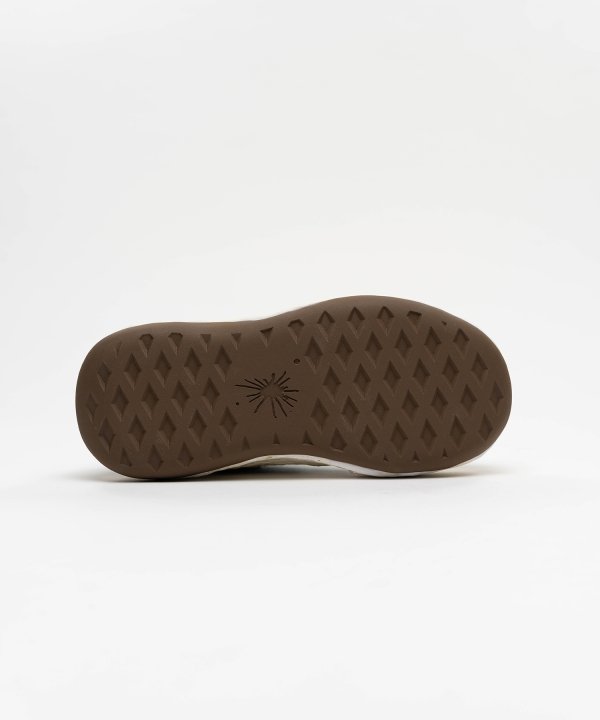 "OLIVER" OG Distressed Sole Suede Low-top Sneaker