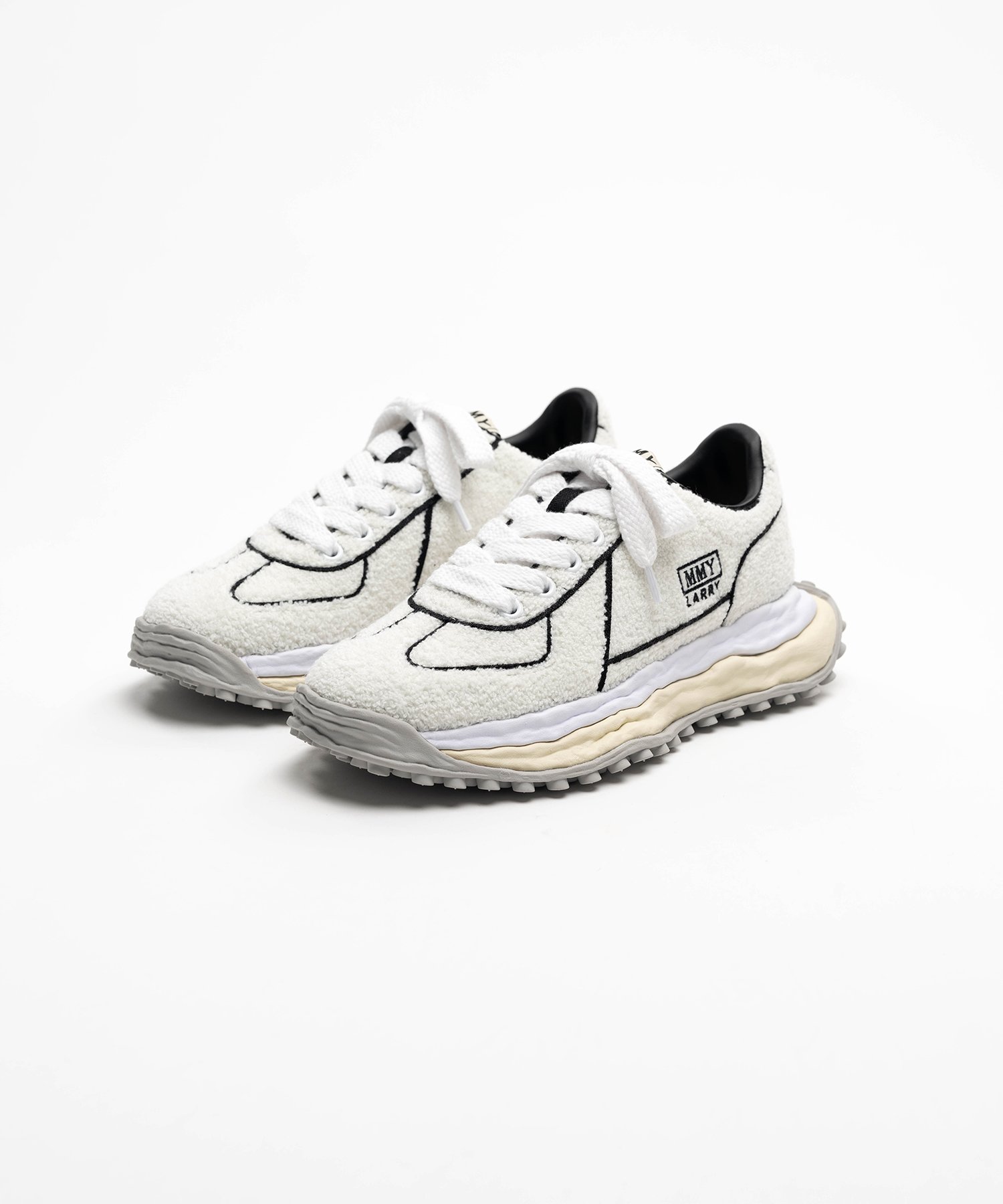 "LARRY" OG Sole Chenille Embroidey Canvas Low-top Sneaker