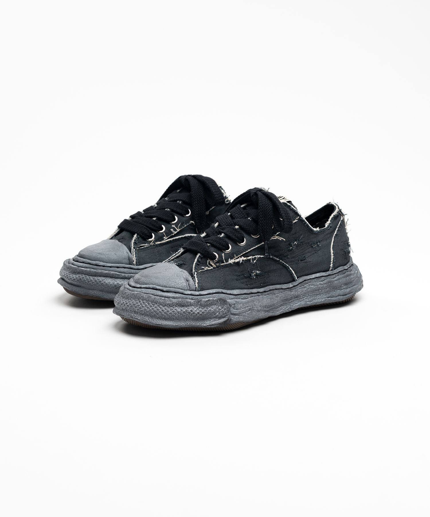 "PETERSON23" OG Sole Ripped Overdye Canvas Low-top Sneaker