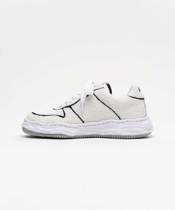 "WAYNE" OG Sole Chenille Embroidey Canvas Low-top Sneaker