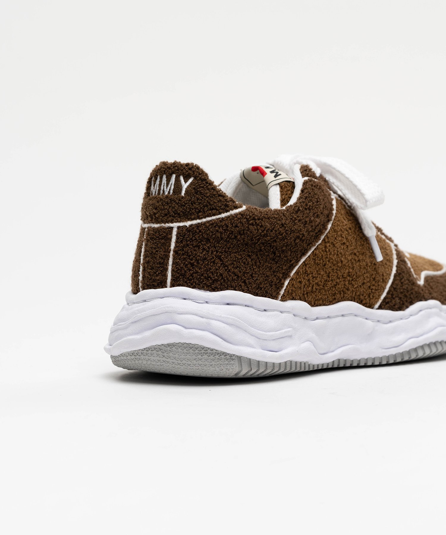 "WAYNE" OG Sole Chenille Embroidey Canvas Low-top Sneaker