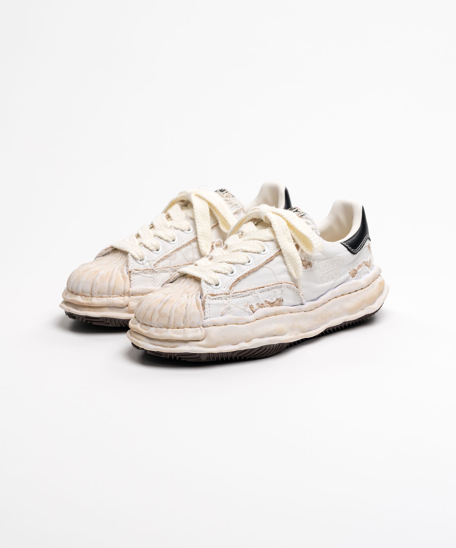 "BLAKEY" OG Sole Ripped Overdye Canvas Low-top Sneaker