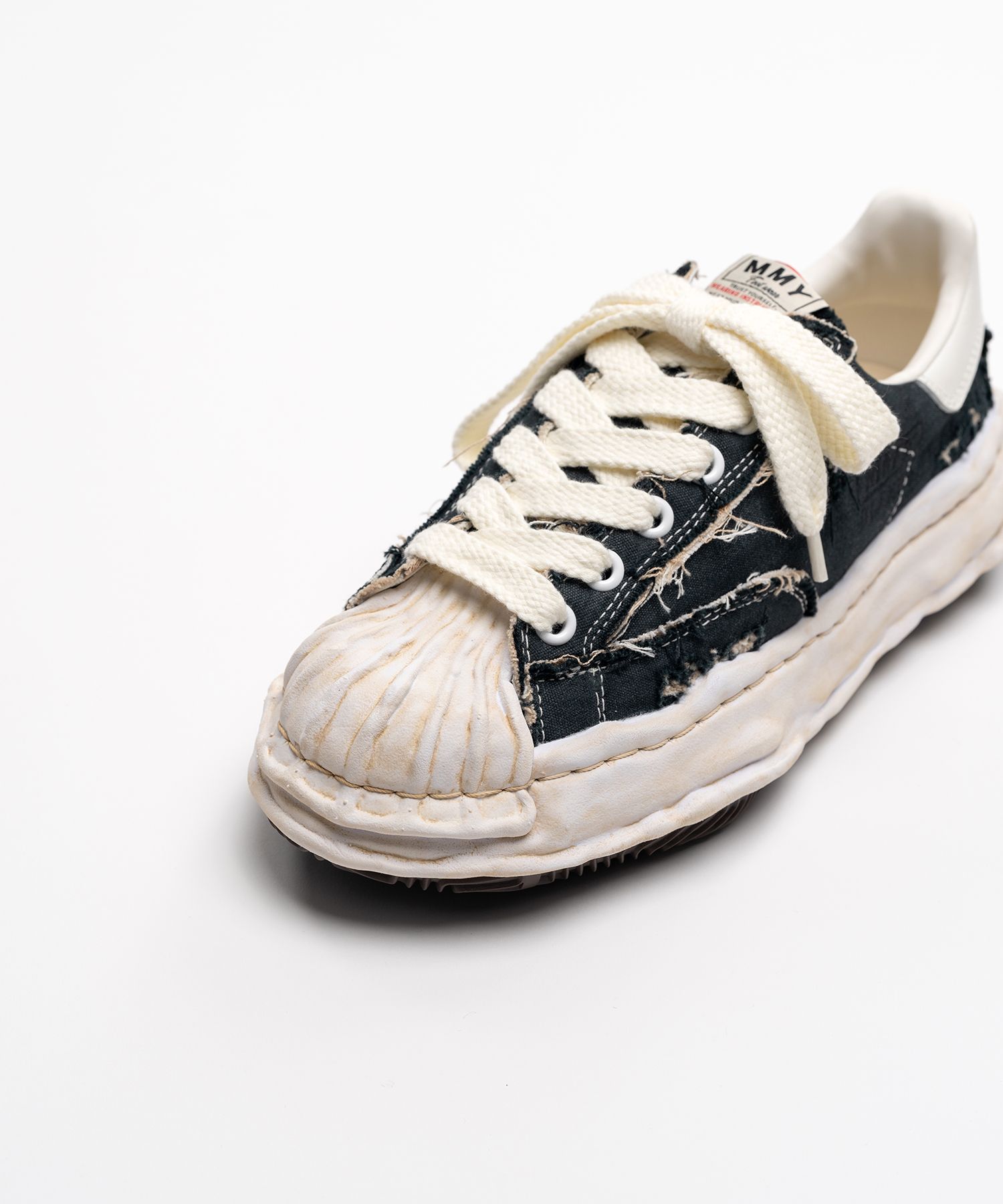 "BLAKEY" OG Sole Ripped Overdye Canvas Low-top Sneaker