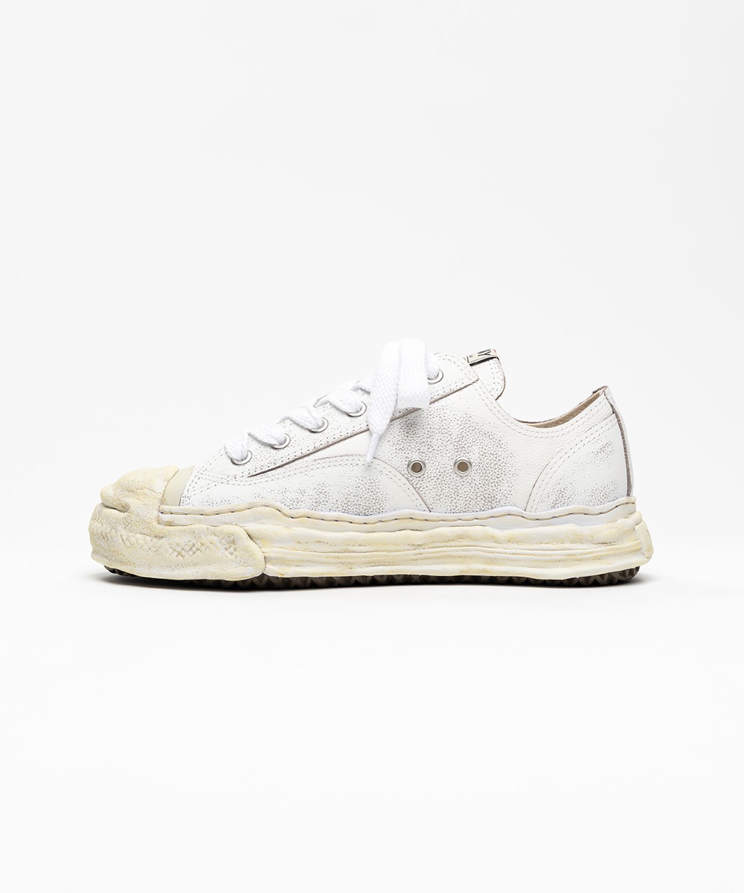 "HANK" OG Sole Shrink Leather Low-top Sneaker