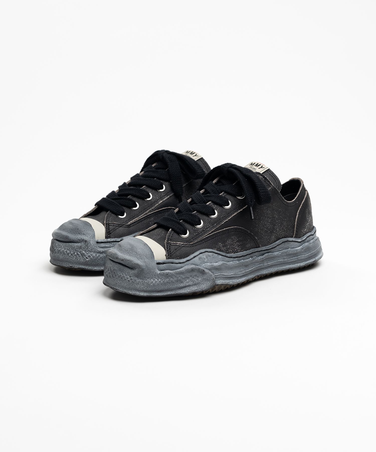 "HANK" OG Sole Shrink Leather Low-top Sneaker