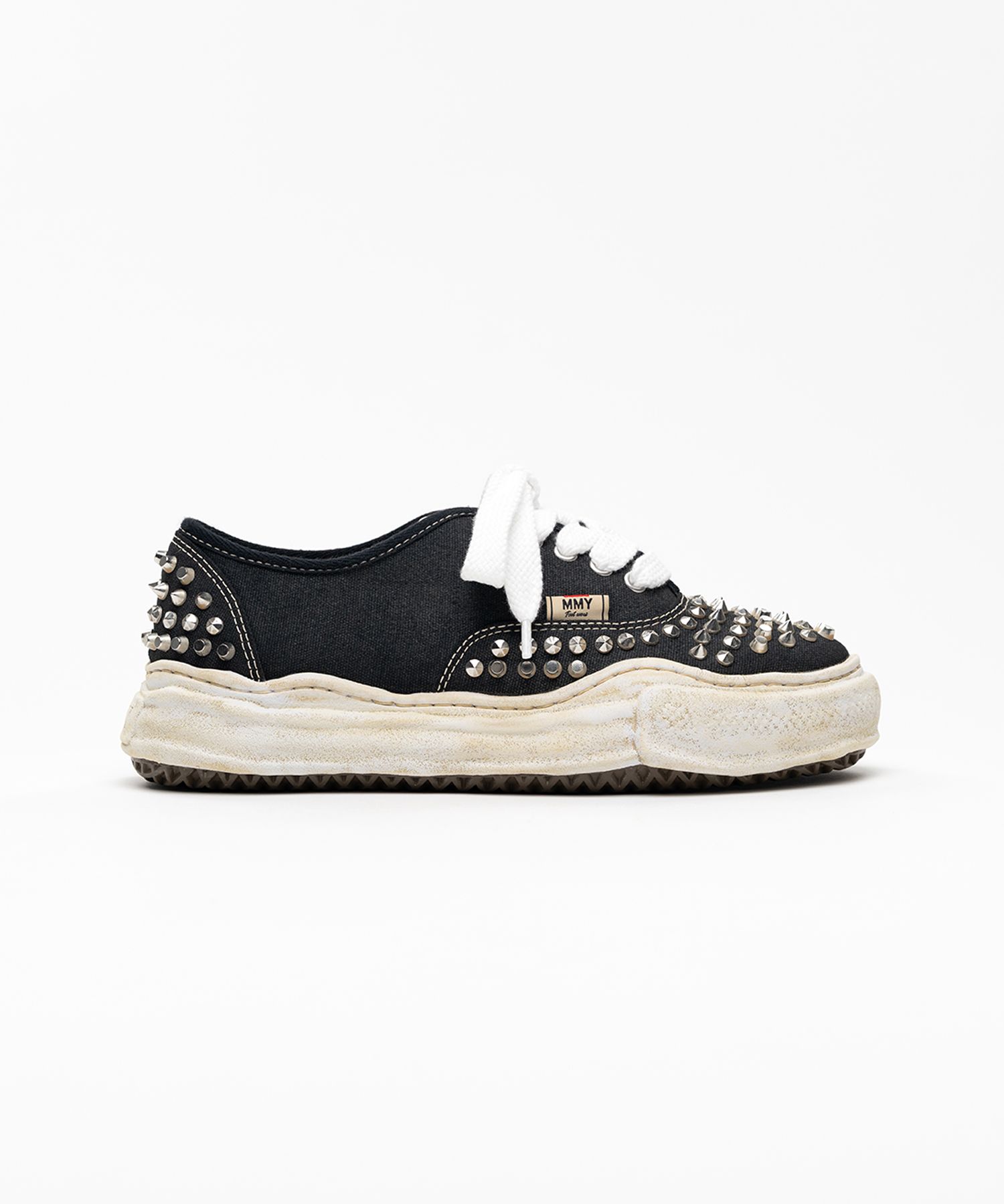 【EXCLUSIVE EDITION】"BAKER" OG Sole Studded Canvas Low-top Sneaker