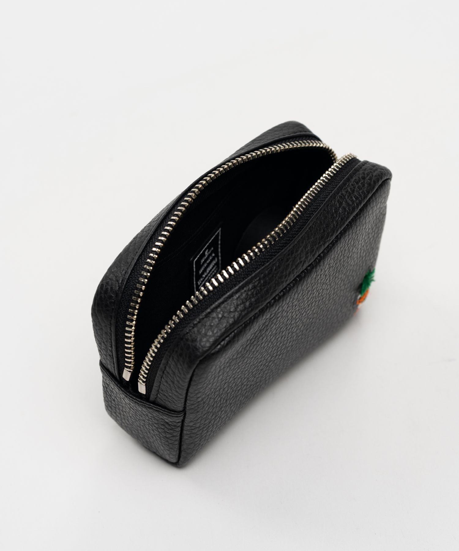 "LEON" Square Pouch