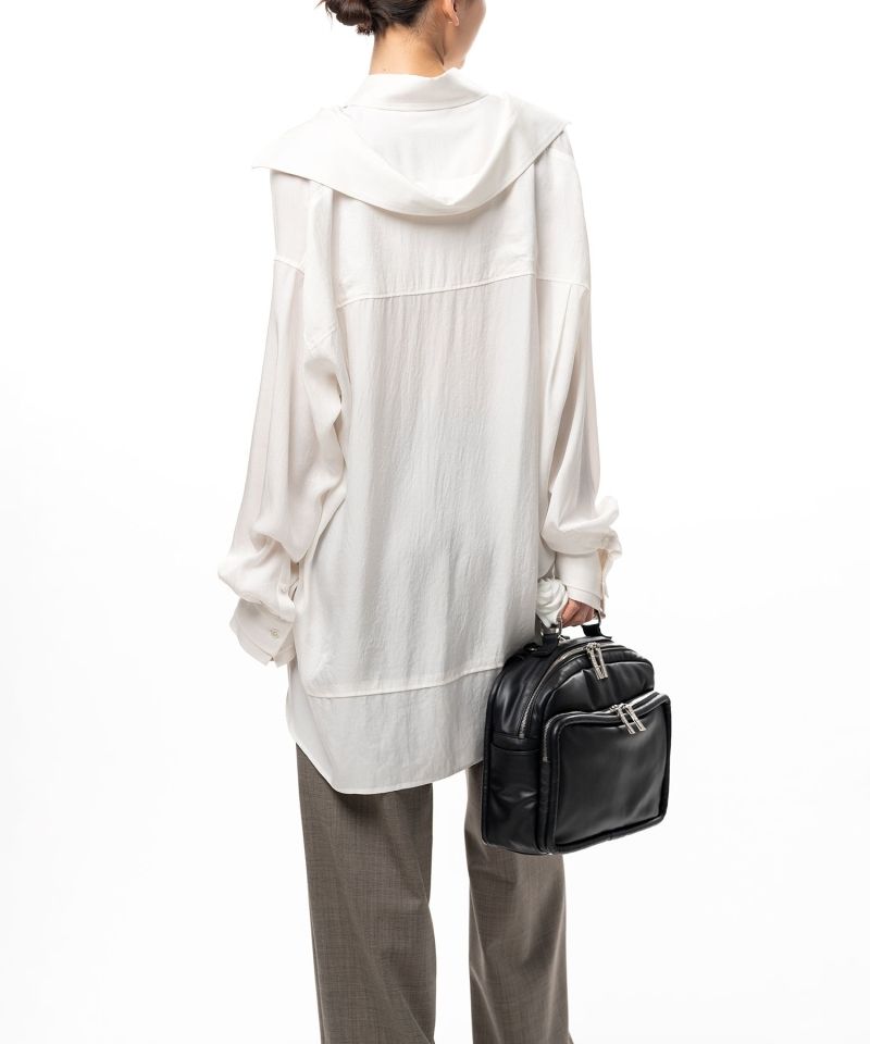 "TOY" Soft Serve Handle Square Leather Pocket Bag