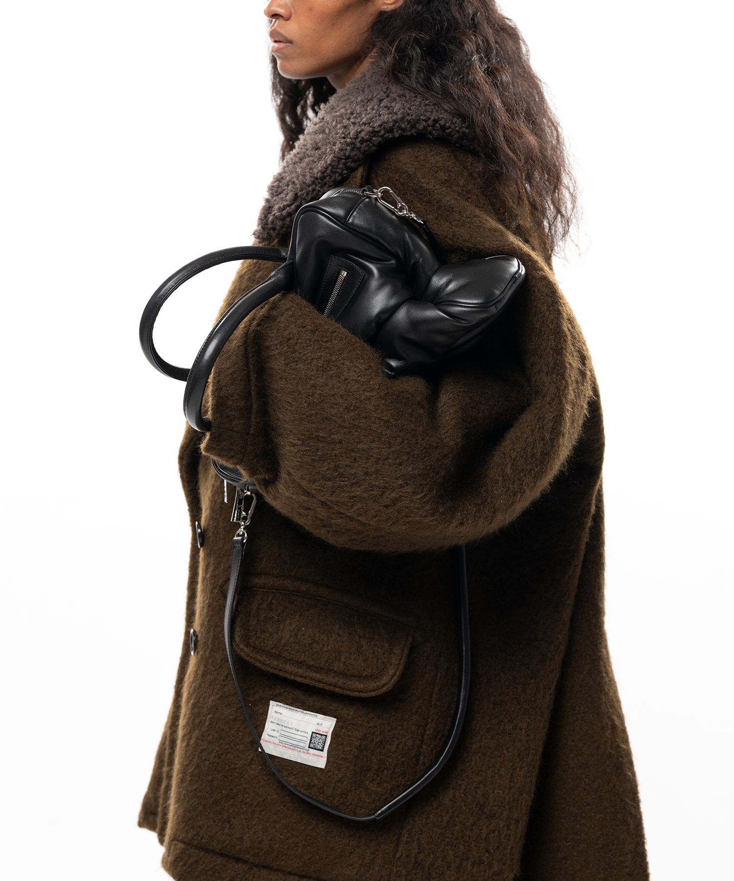 "PUCKER" Puffer Square Bag