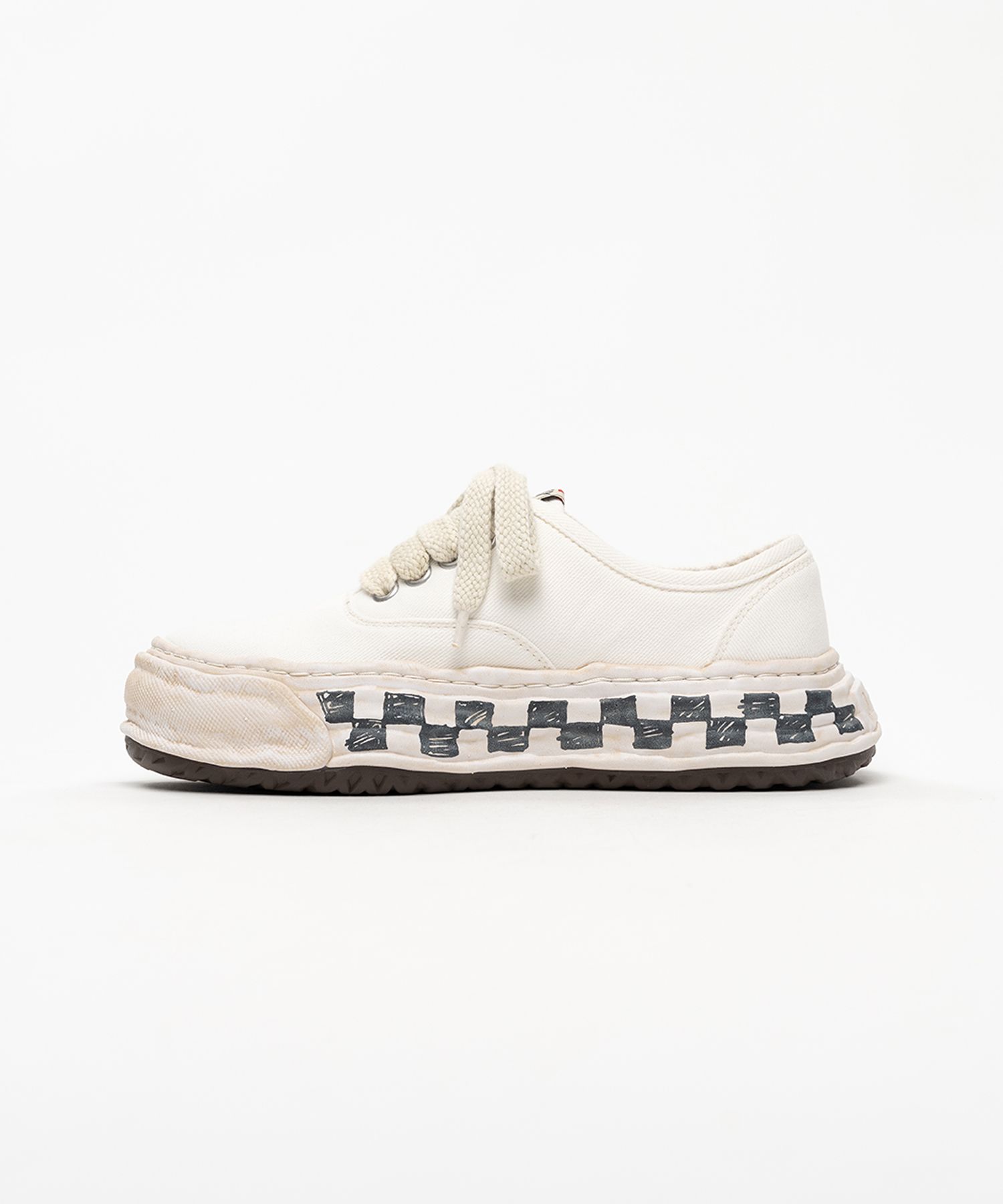 "BAKER 26" OG Graffiti Check Sole Canvas Low-top Sneakers