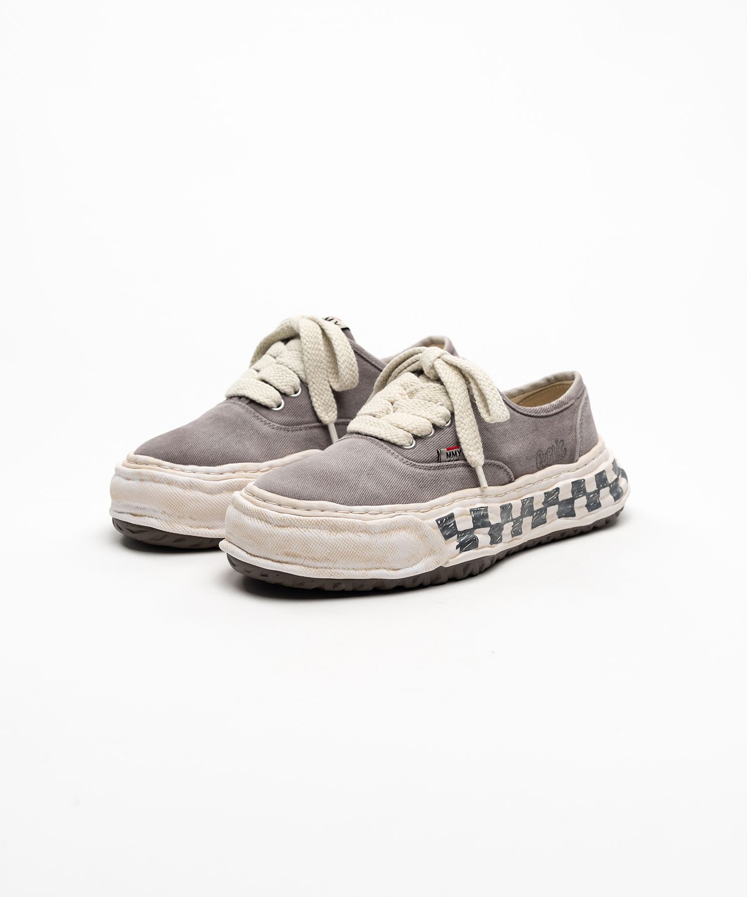"BAKER 26" OG Graffiti Check Sole Canvas Low-top Sneakers