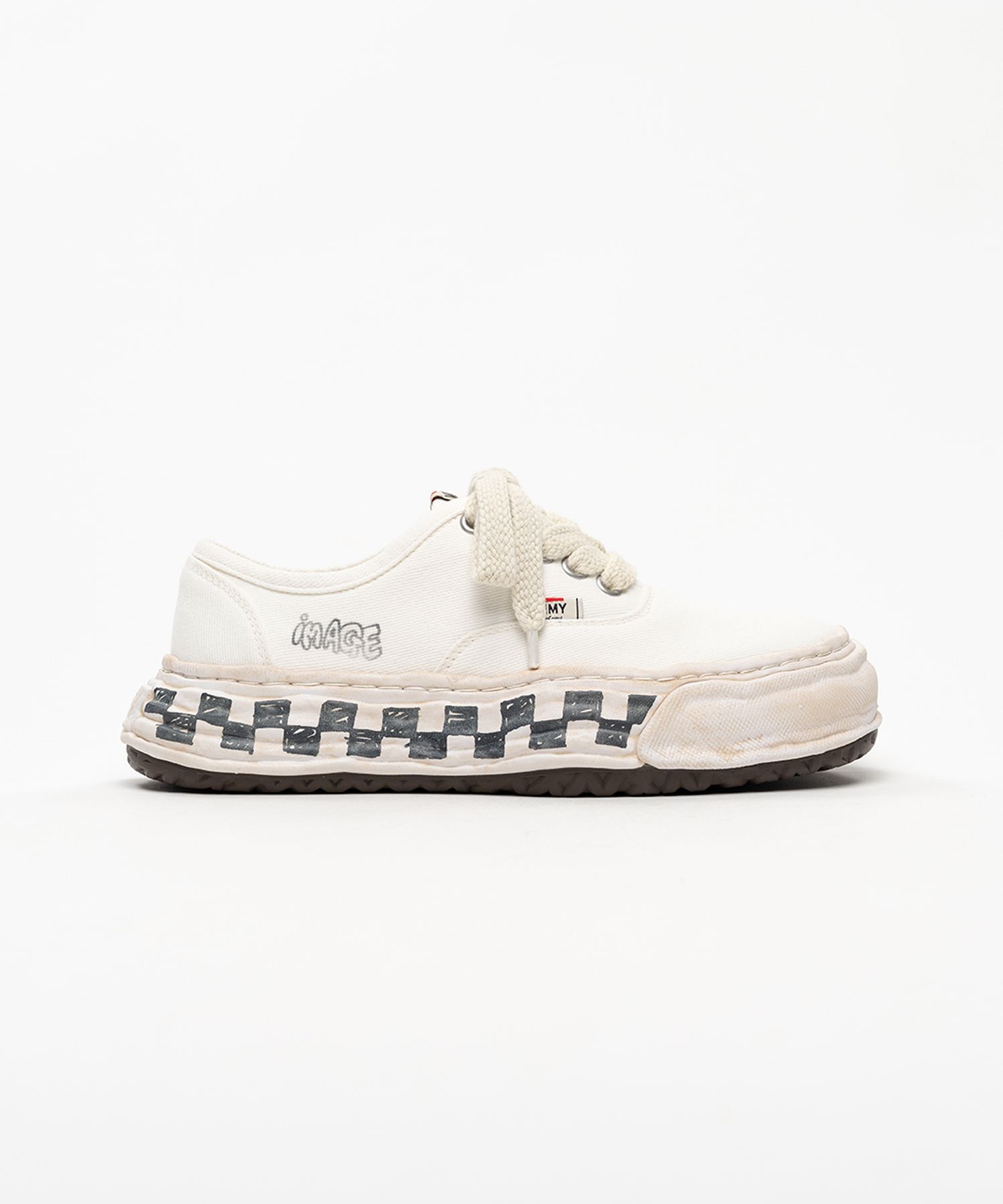 "BAKER 26" OG Graffiti Check Sole Canvas Low-top Sneakers
