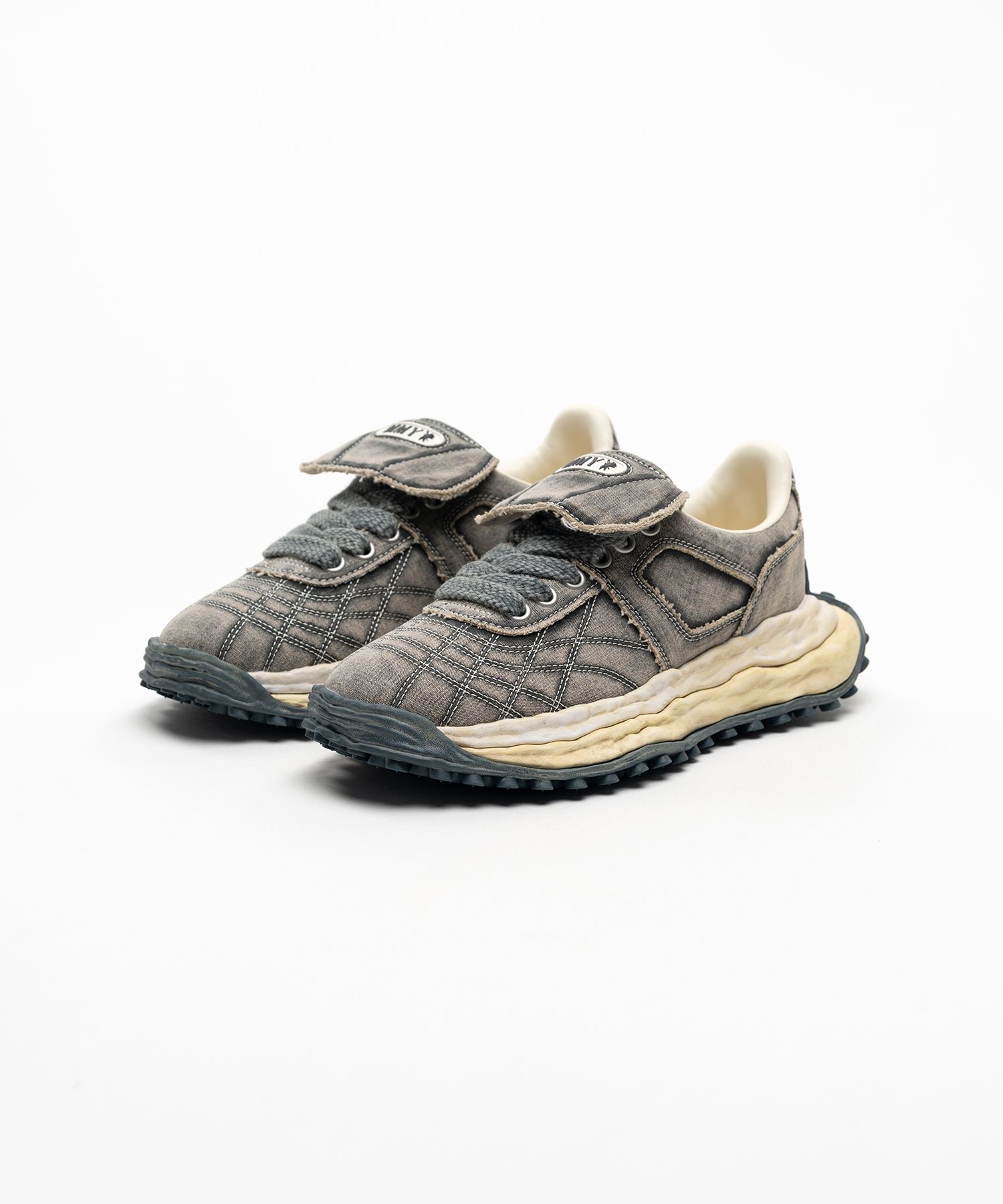 "SCOTT" OG Sole Bleached Canvas Low-top Sneakers