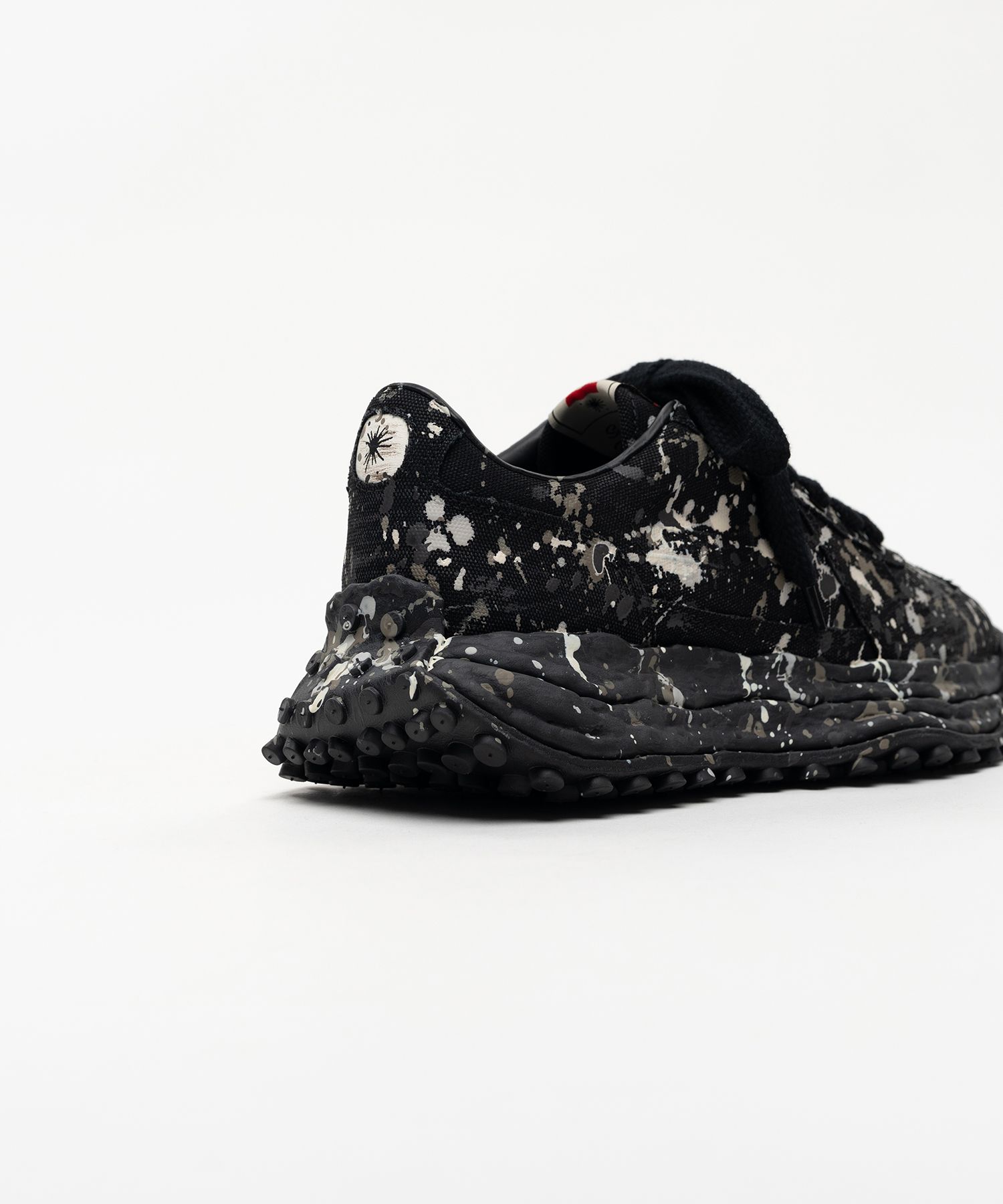 "LARRY"OG Sole Sputtering Paint Canvas Low-top Sneakers
