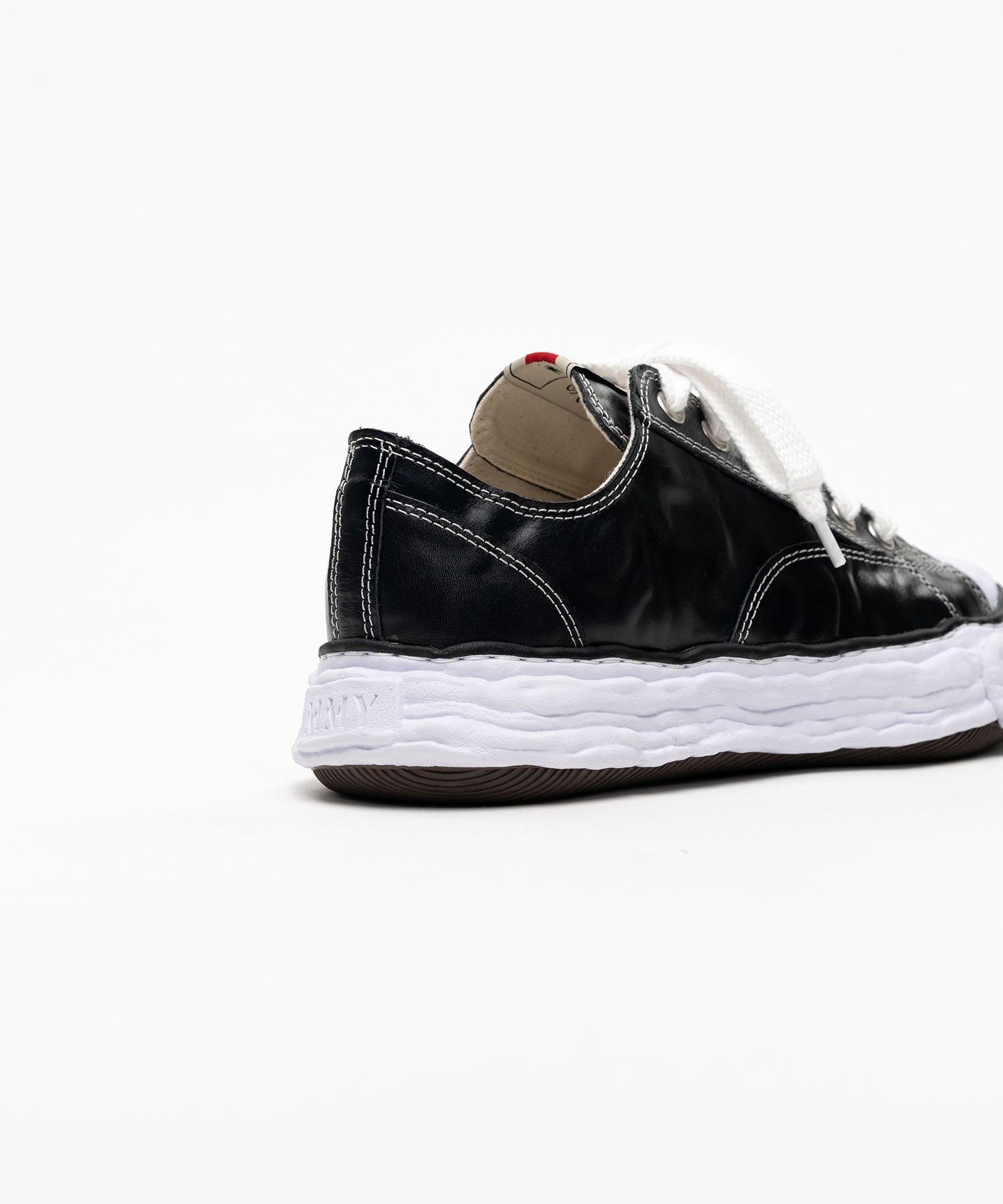 "PETERSON23" OG Sole  Wrinkled Leather Low-top Sneakers