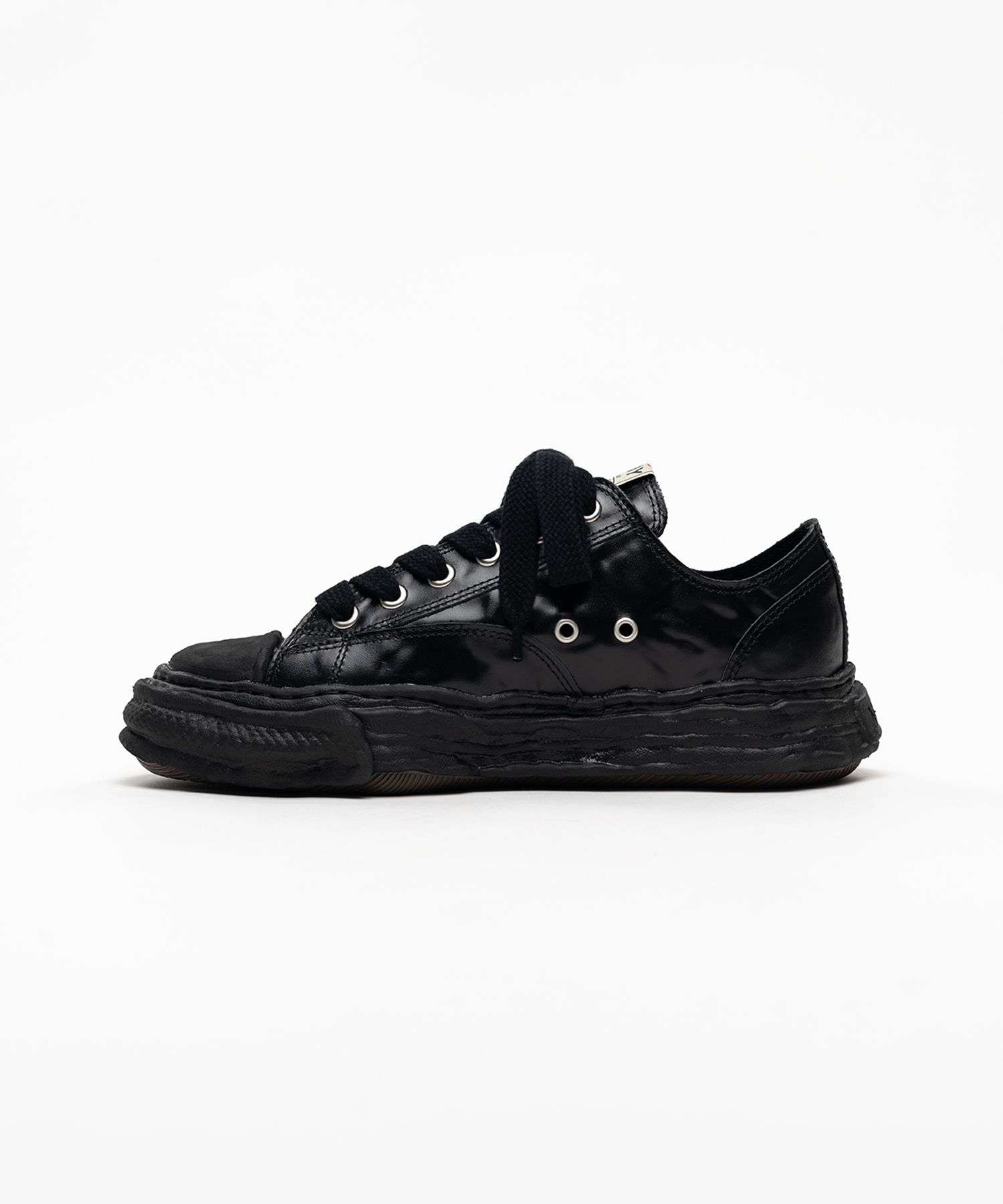"PETERSON23" OG Sole  Wrinkled Leather Low-top Sneakers
