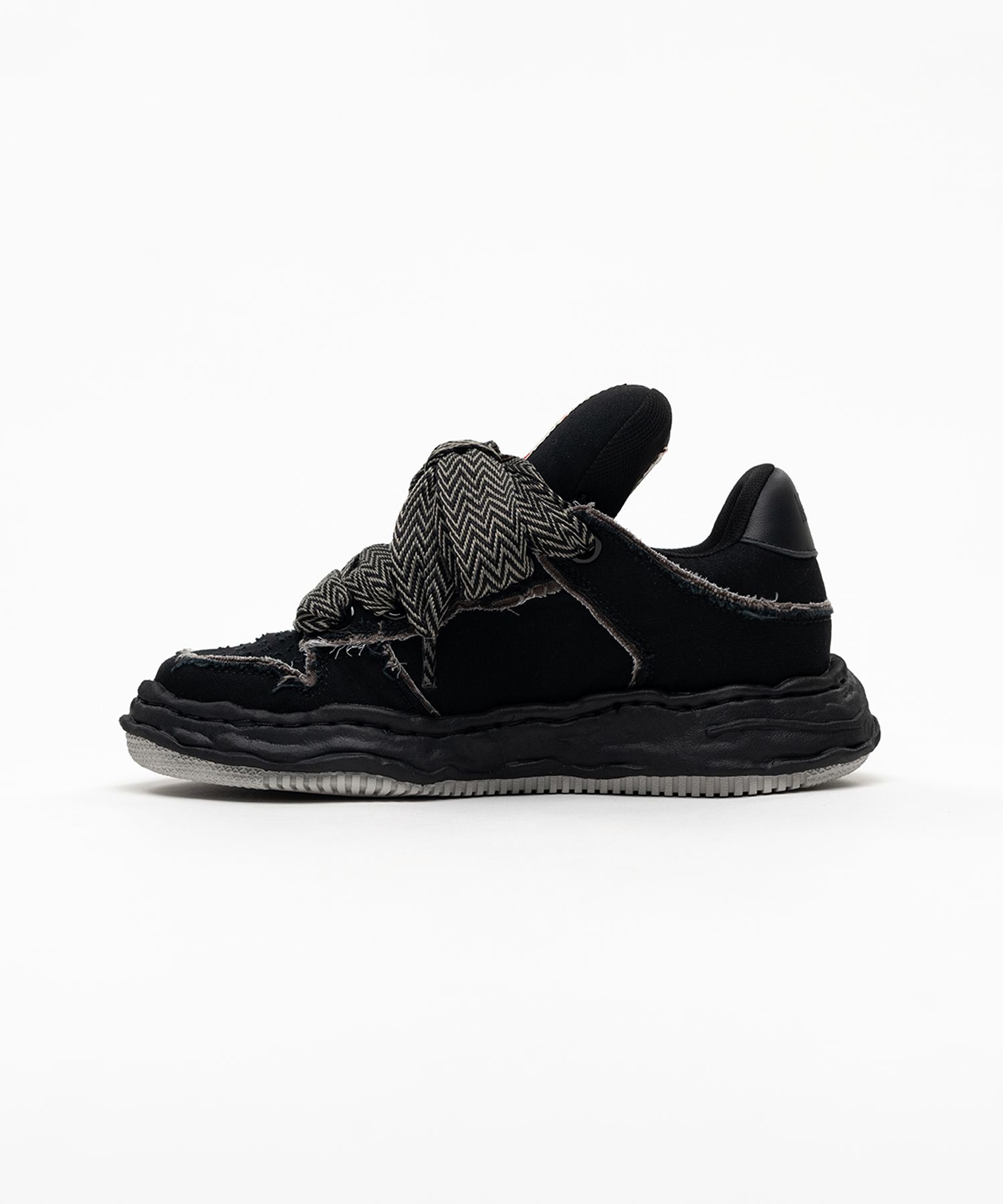 "WAYNE PUFFER" OG Sole Patterned Lace Canvas Low-top Sneakers