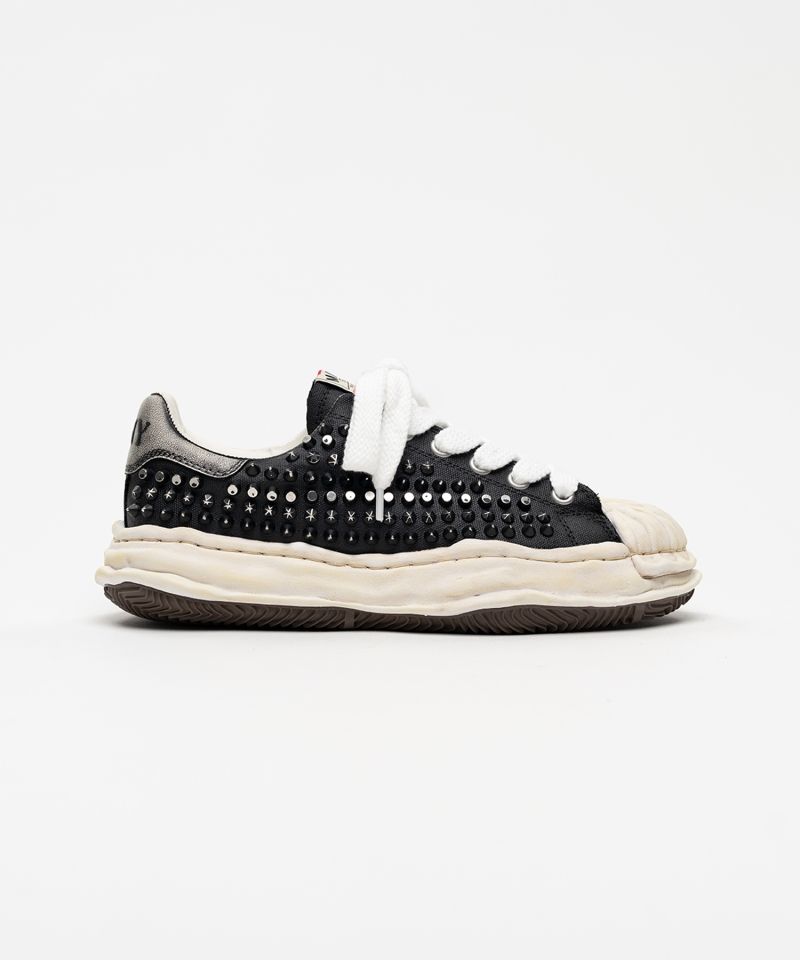 【EXCLUSIVE EDITION】"BLAKEY" OG Sole Studded Canvas Low-top Sneakers