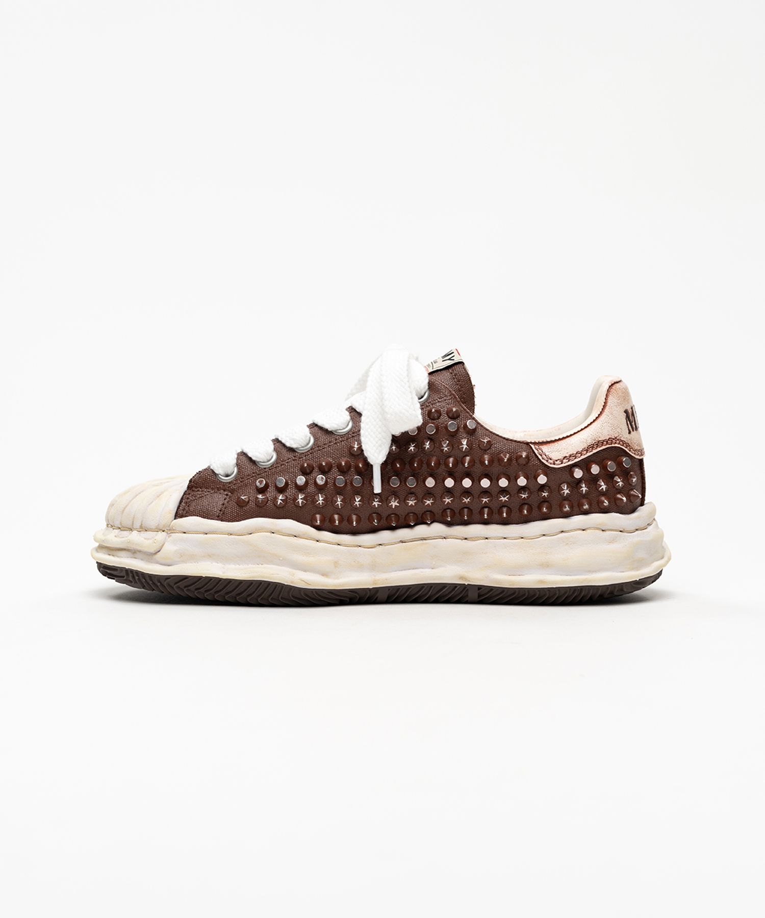 【EXCLUSIVE EDITION】"BLAKEY" OG Sole Studded Canvas Low-top Sneakers
