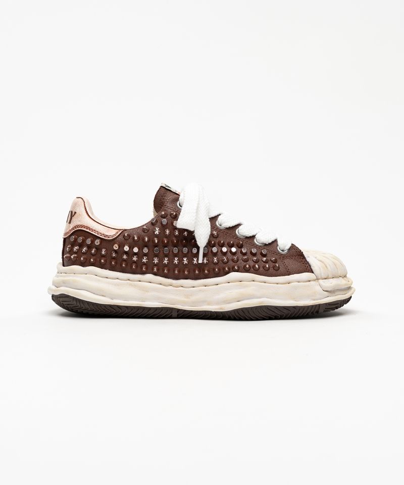 【EXCLUSIVE EDITION】"BLAKEY" OG Sole Studded Canvas Low-top Sneakers