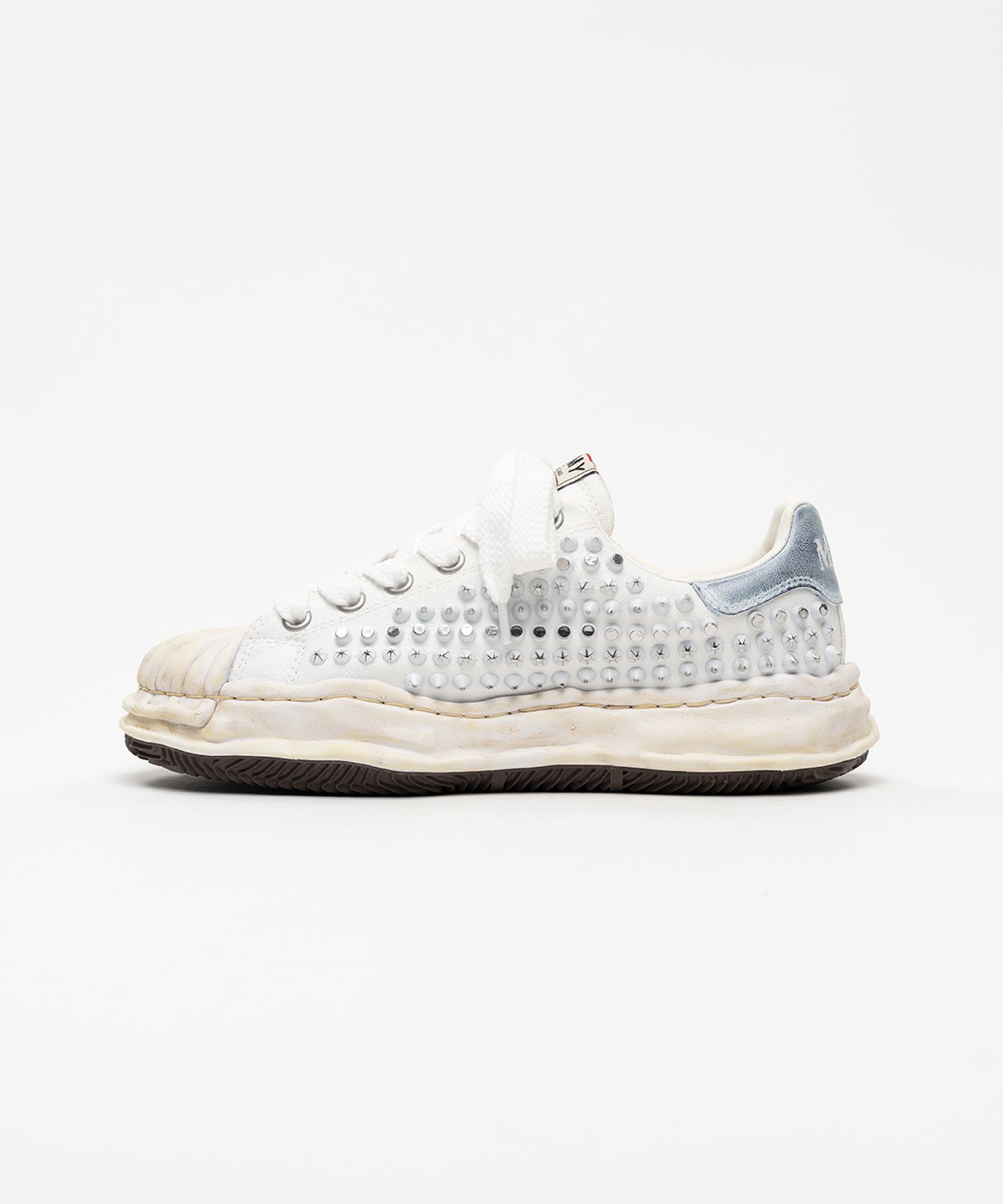 【EXCLUSIVE EDITION】"BLAKEY" OG Sole Studded Canvas Low-top Sneakers