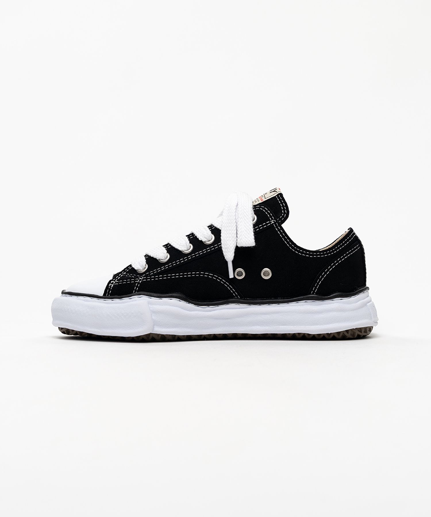 "PETERSON" OG Sole Suede Low-top Sneakers