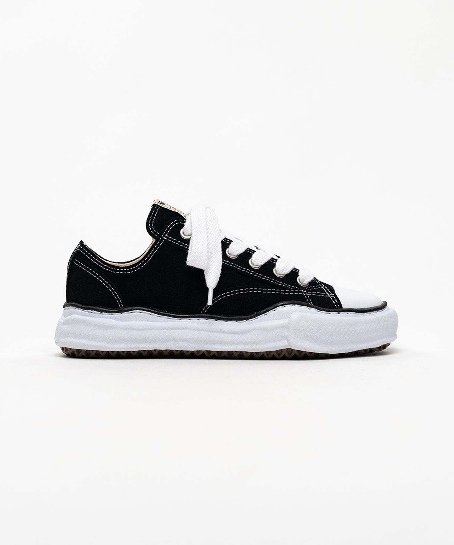 "PETERSON" OG Sole Suede Low-top Sneakers