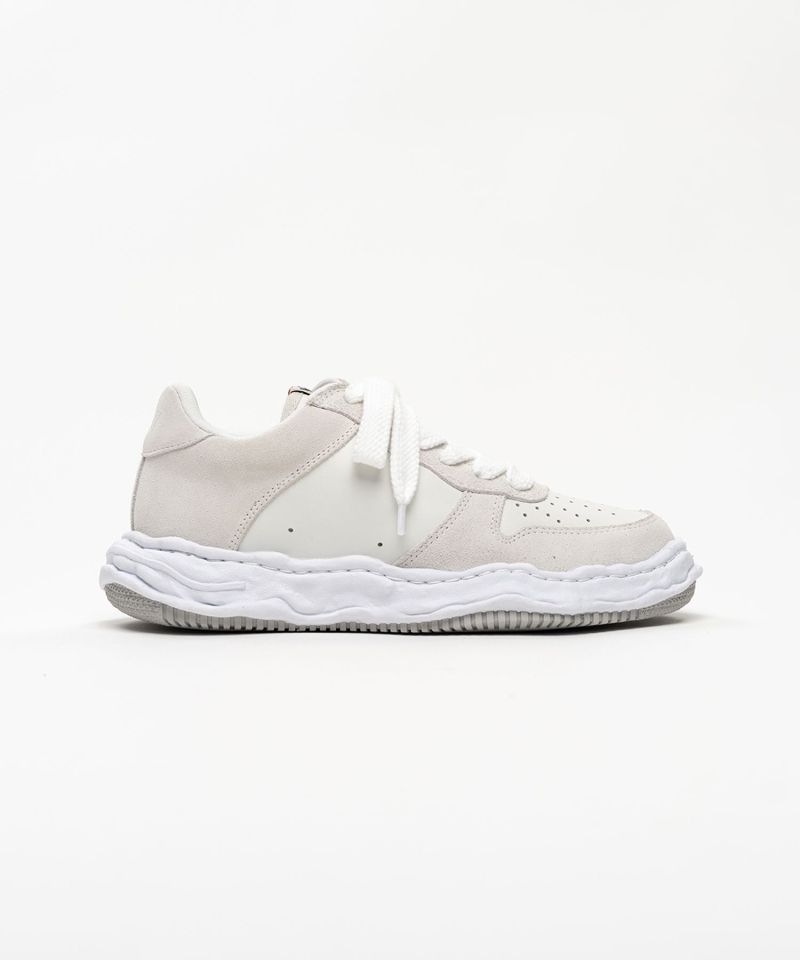 "WAYNE" OG Sole Suede Low-top Sneakers