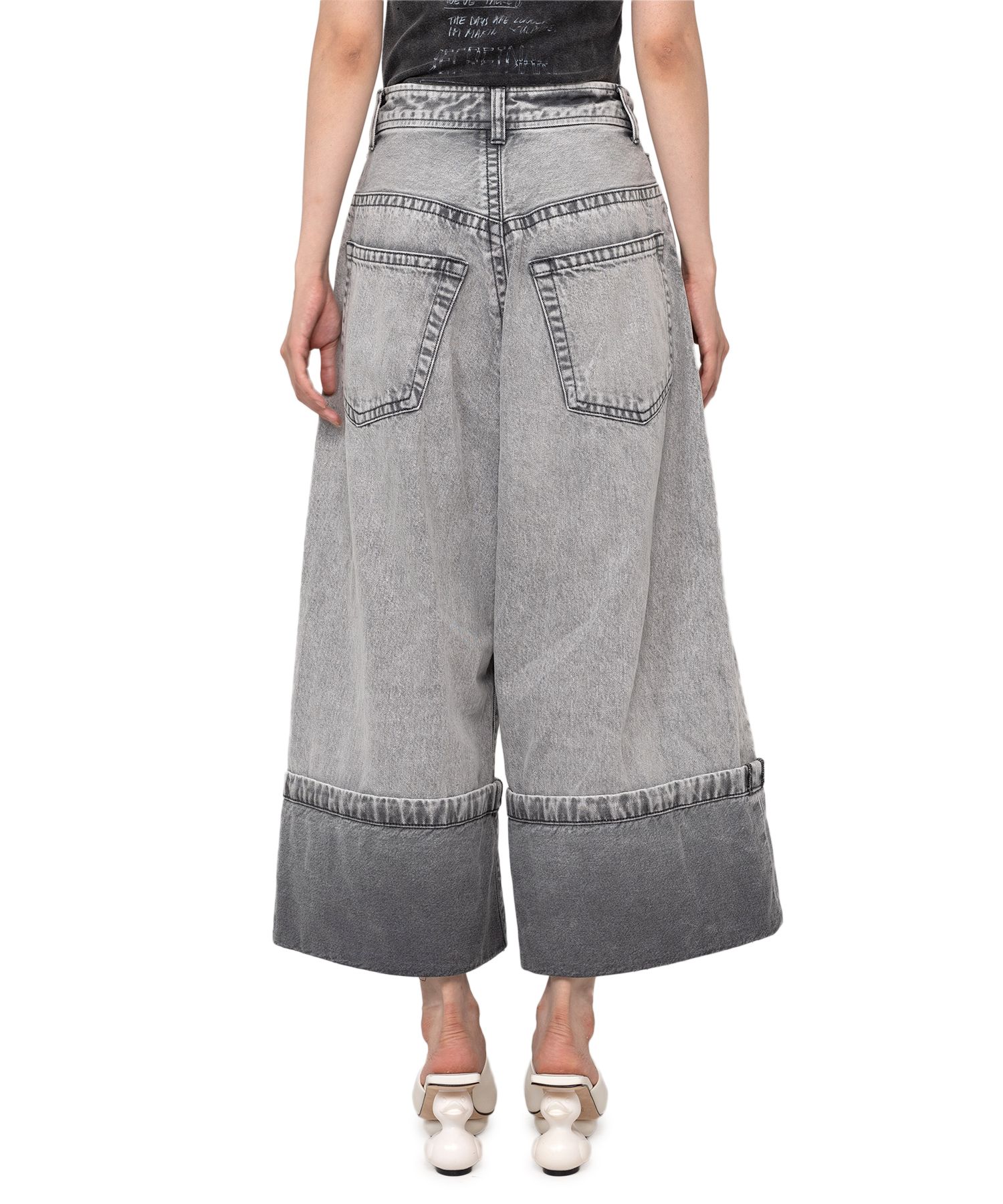 Rolled-up Denim Pants