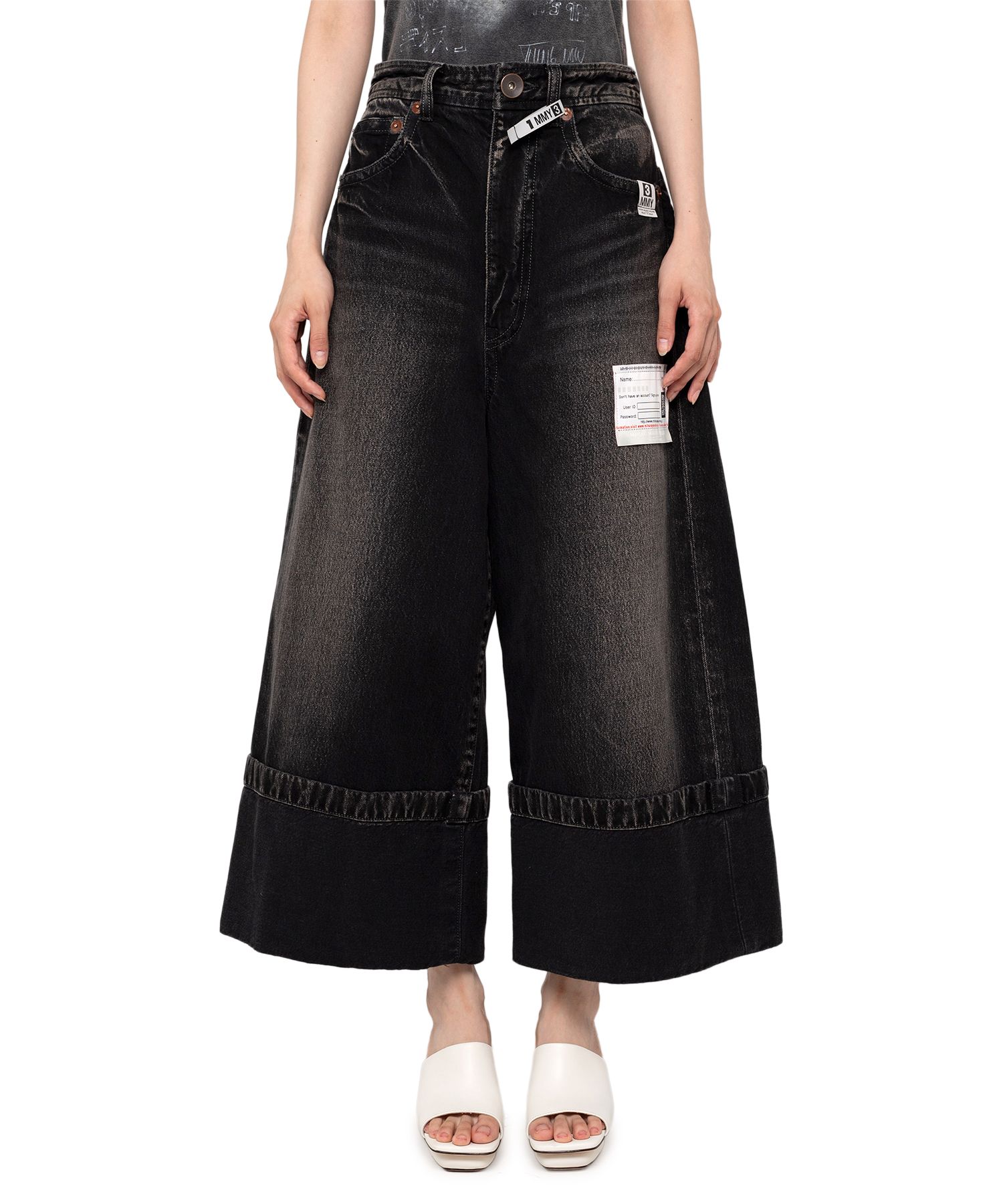 Rolled-up Denim Pants
